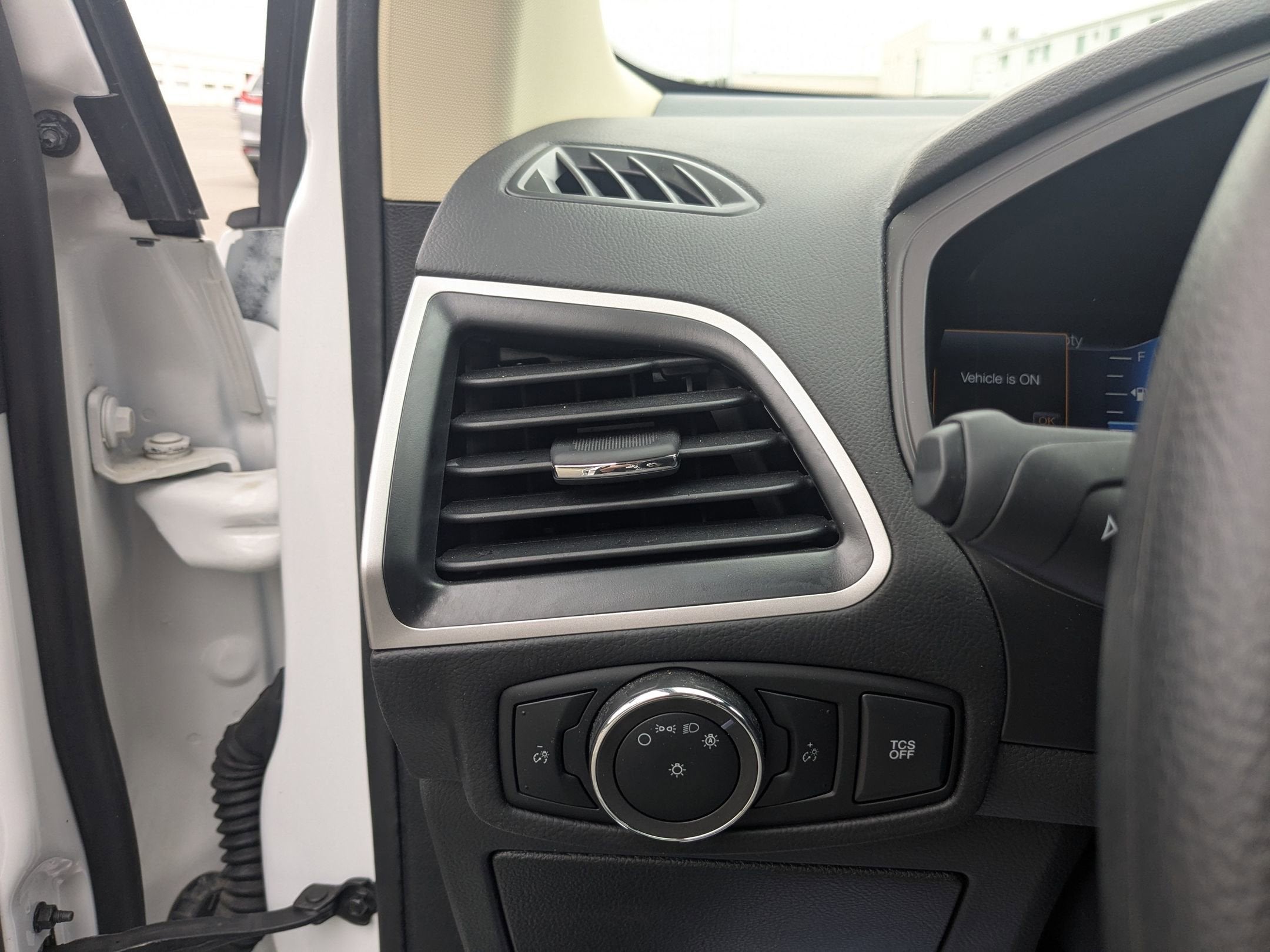 2024 Ford Edge SE