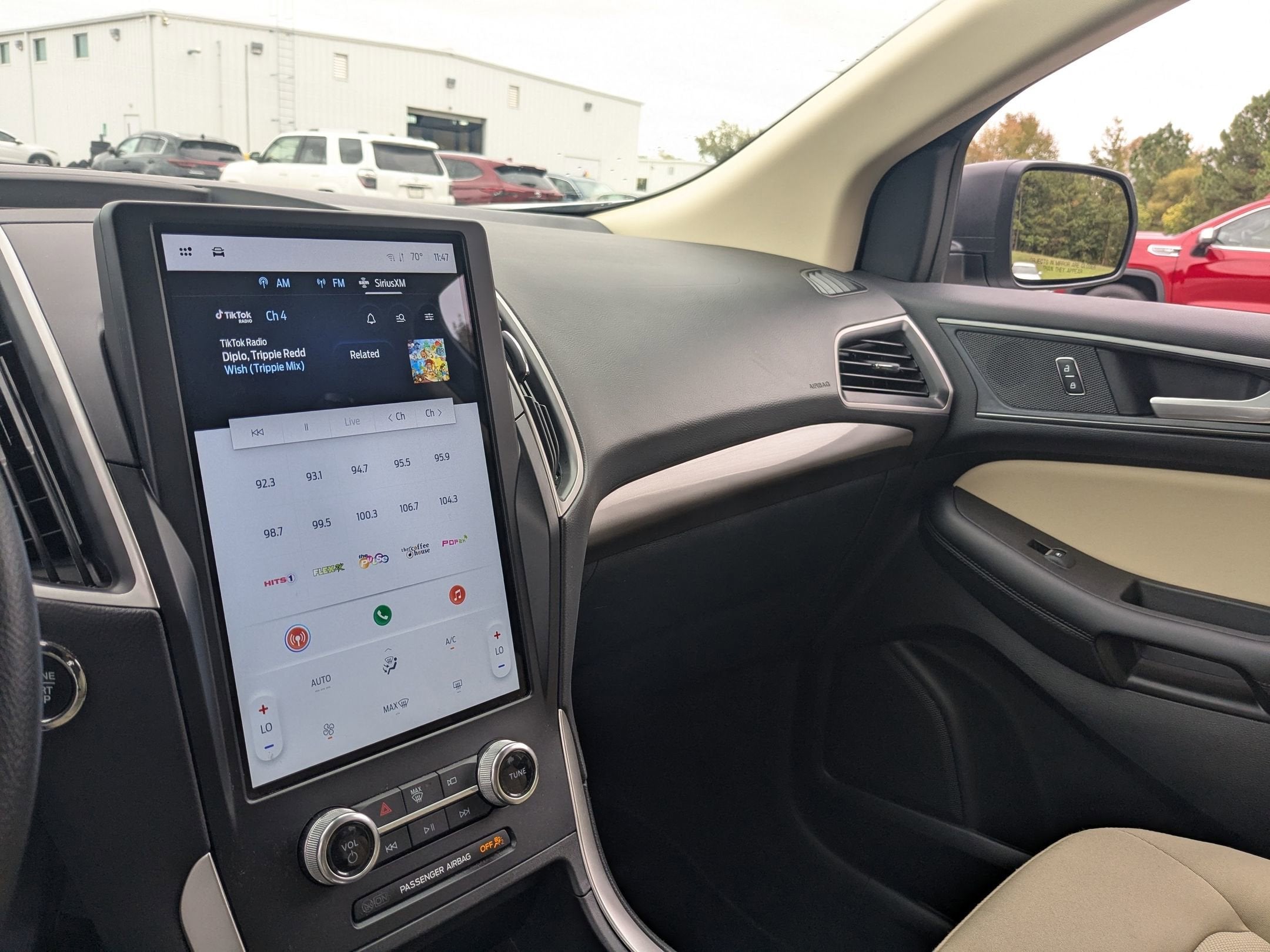 2024 Ford Edge SE