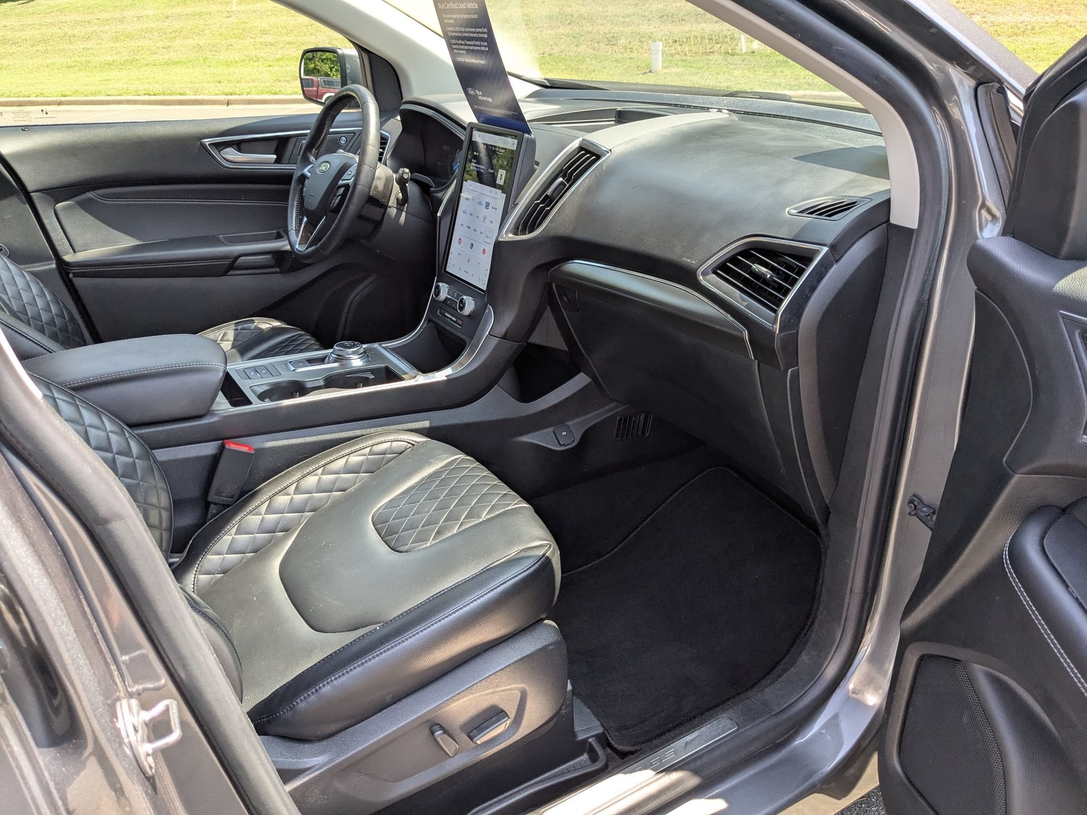 2023 Ford Edge Titanium