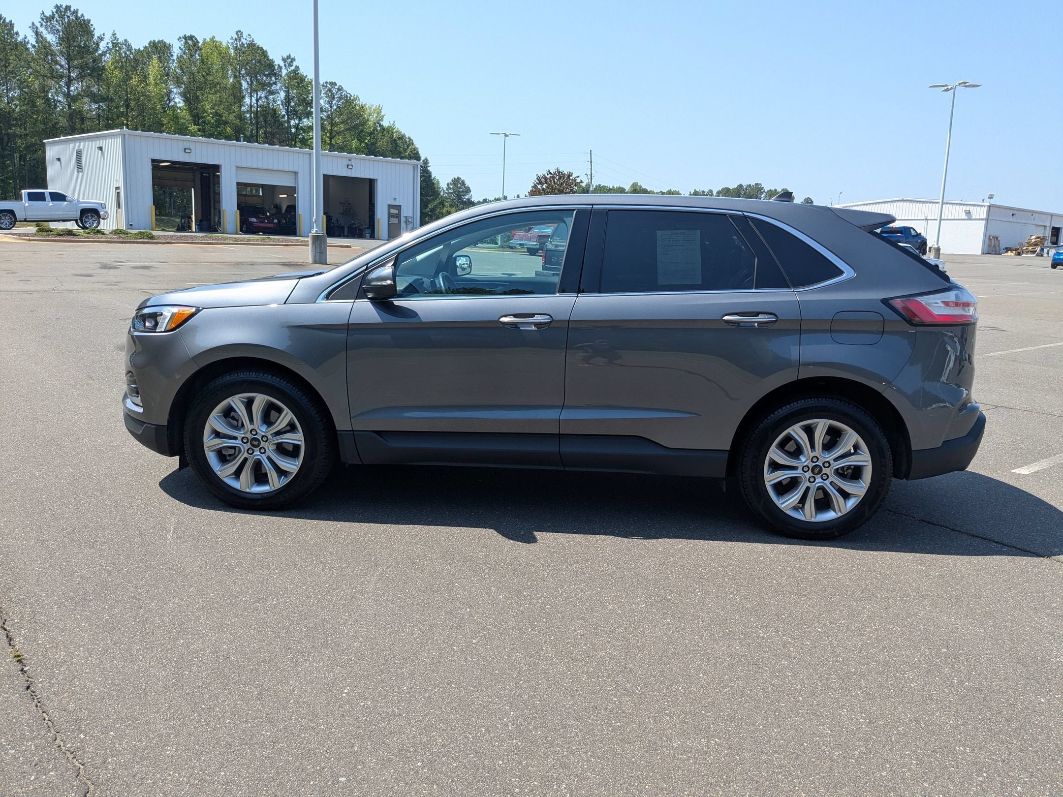 2023 Ford Edge Titanium