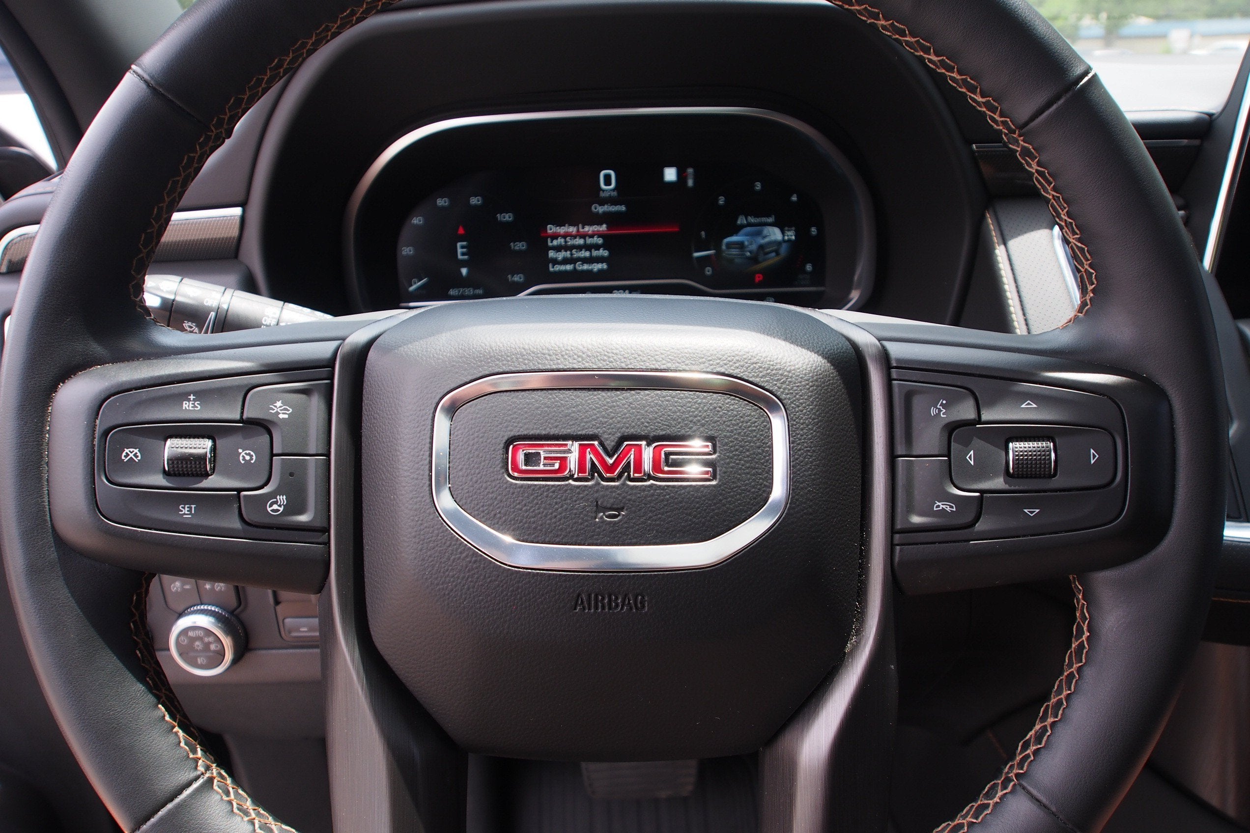 2023 GMC Yukon AT4