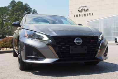 2025 Nissan Altima SR