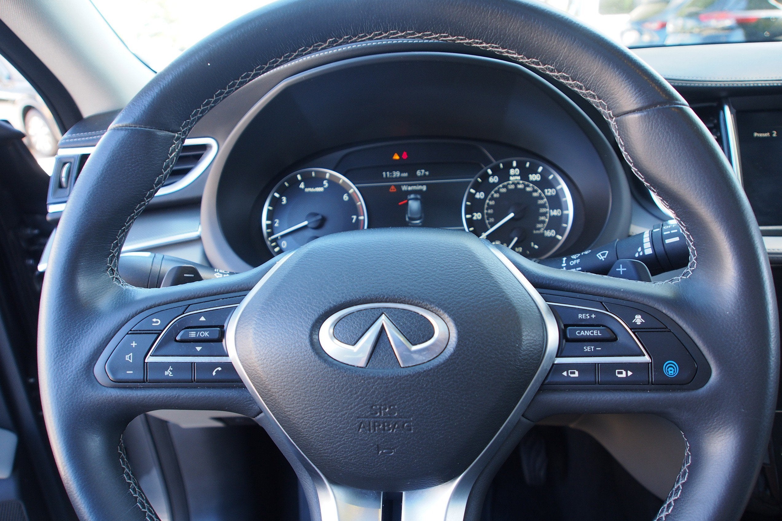 2023 INFINITI QX50 LUXE