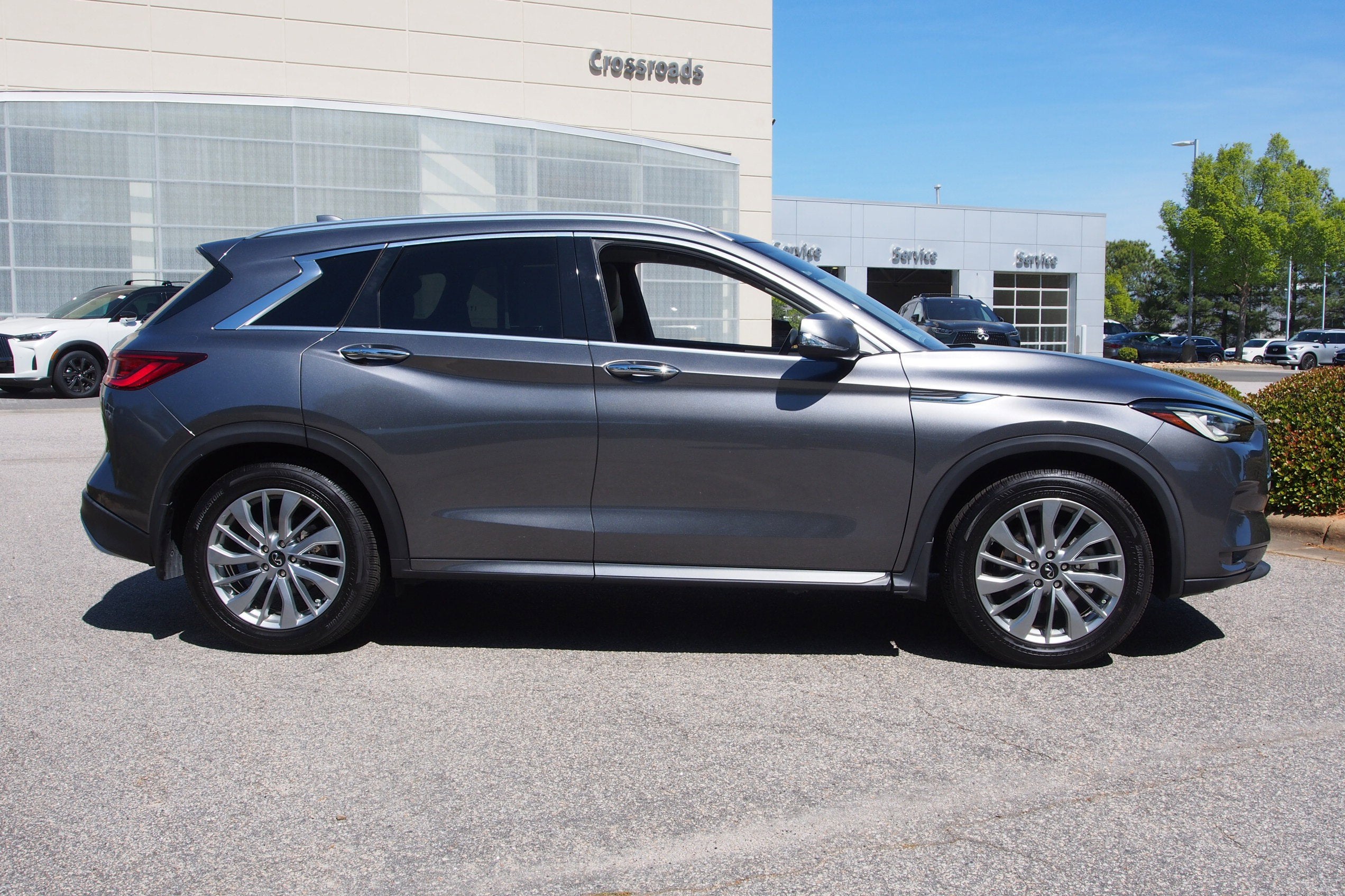 2023 INFINITI QX50 LUXE