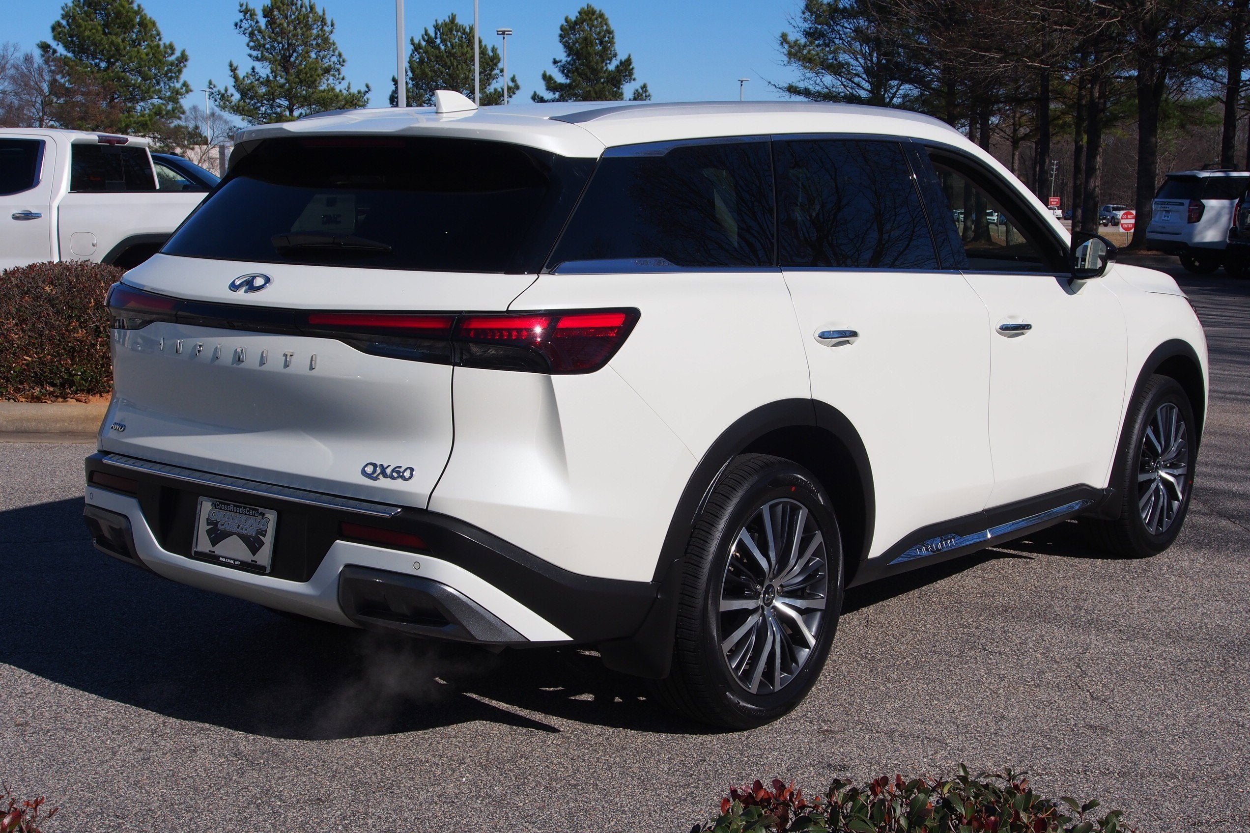 2023 INFINITI QX60 SENSORY