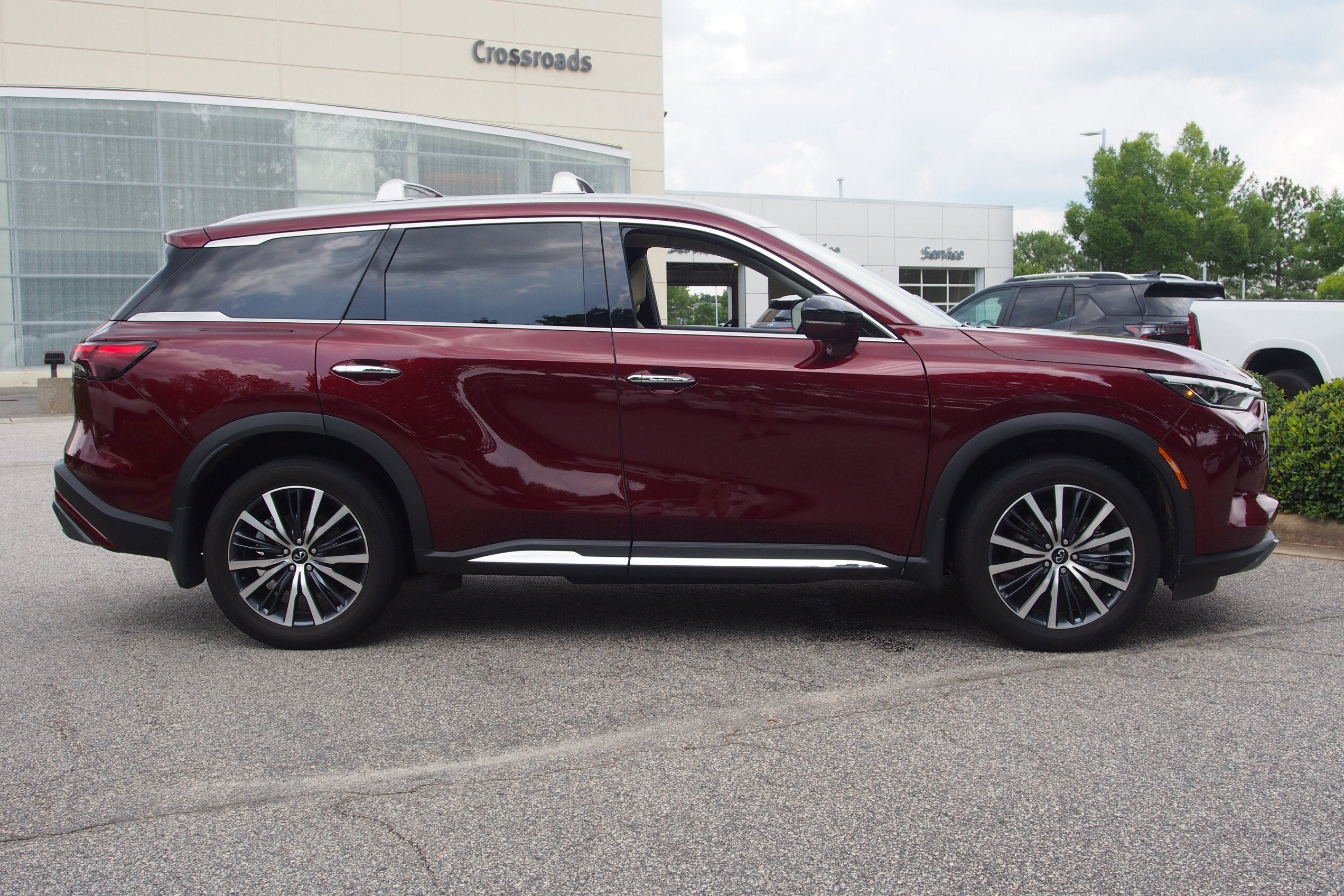 2023 INFINITI QX60 SENSORY