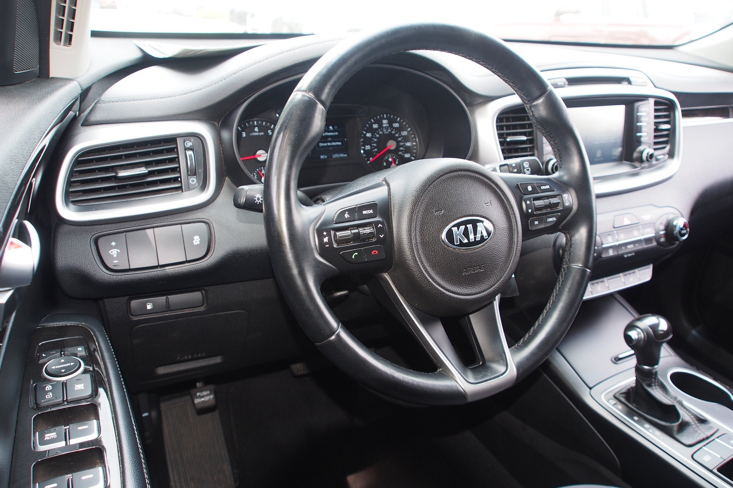 2017 Kia Sorento LX