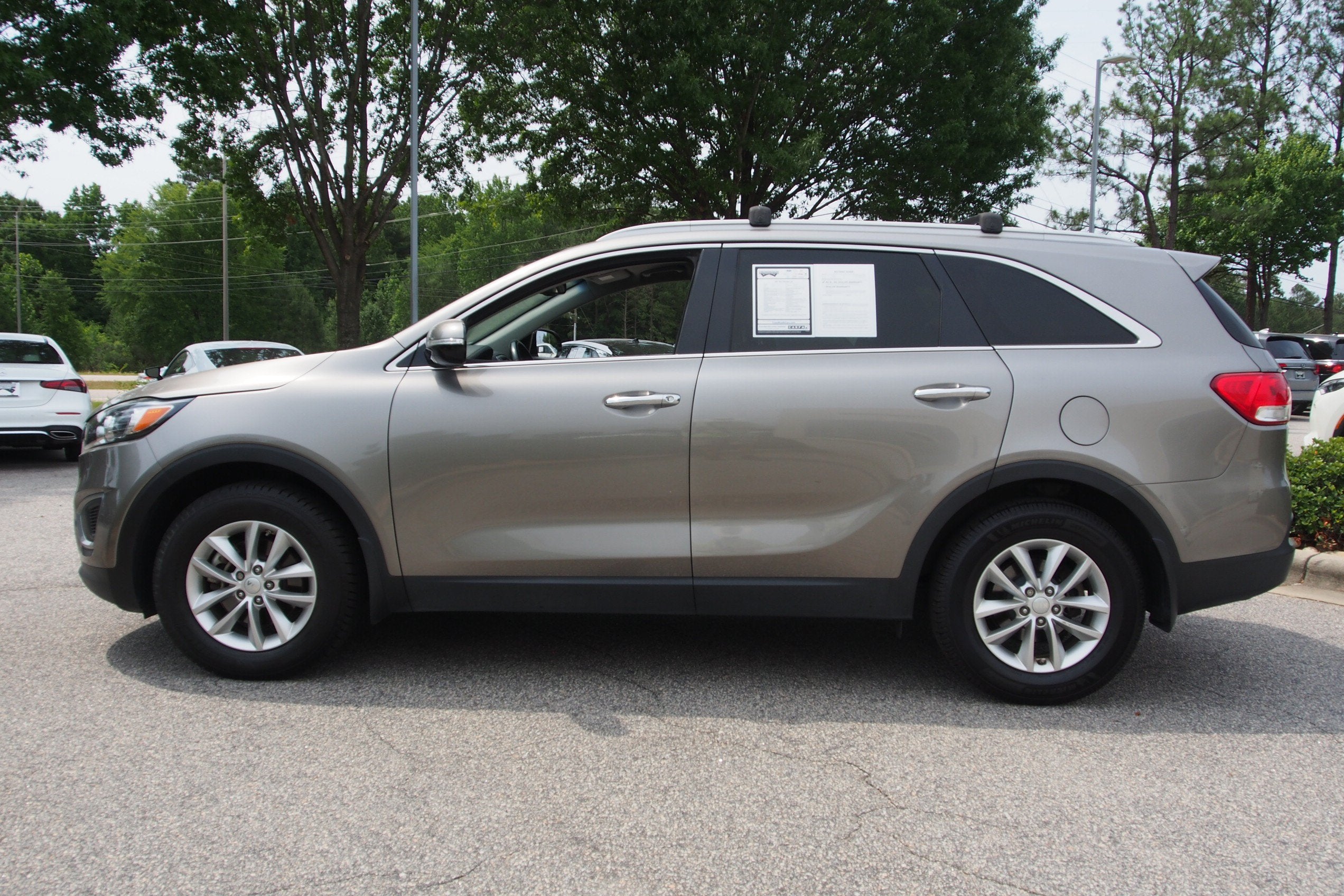 2017 Kia Sorento LX