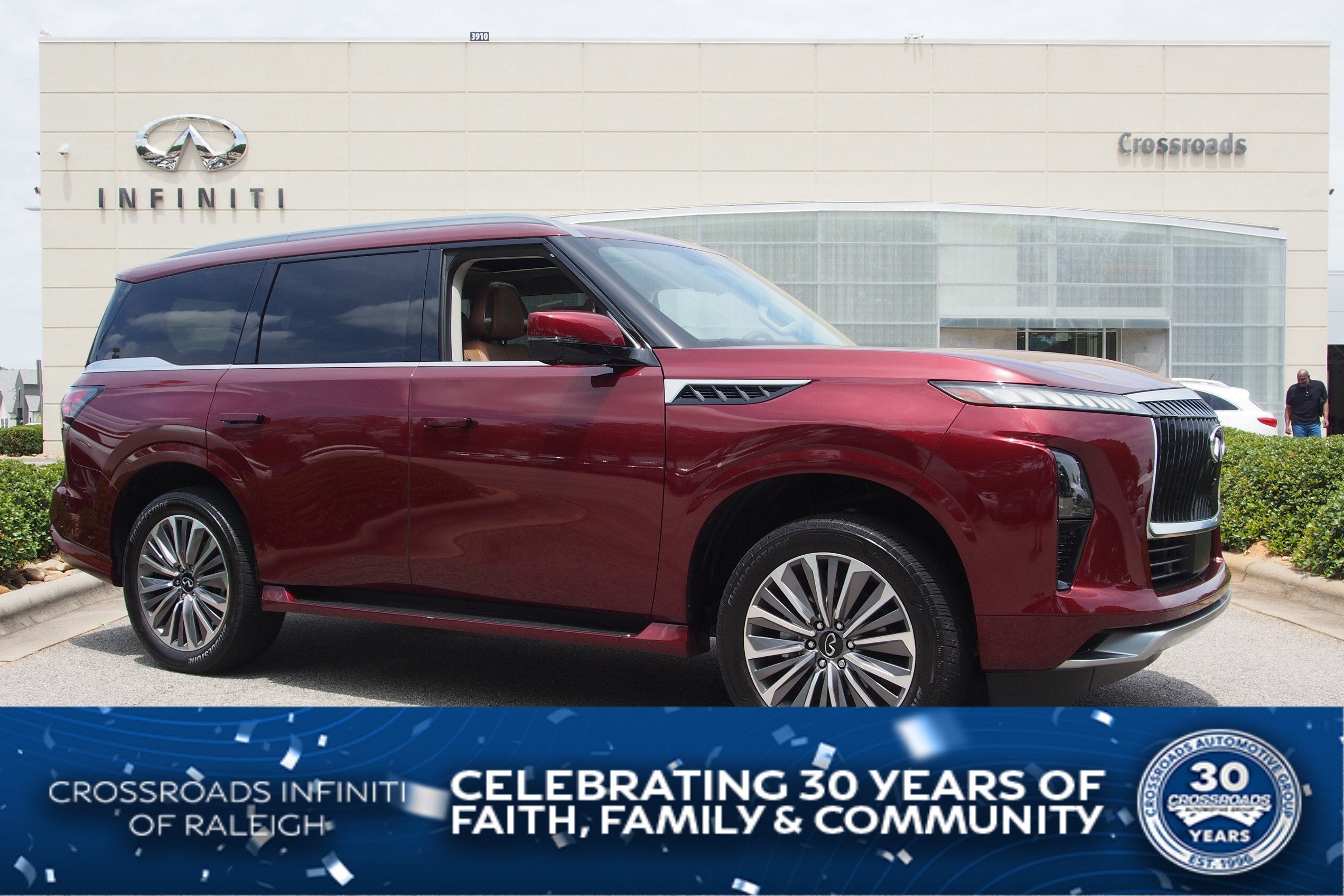 2025 INFINITI QX80 SENSORY