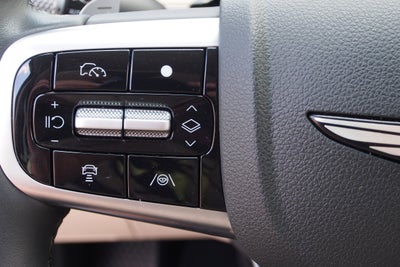 2025 Genesis GV80 Select