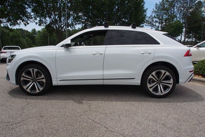 2022 Audi Q8 Premium Plus