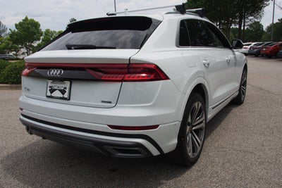 2022 Audi Q8 Premium Plus