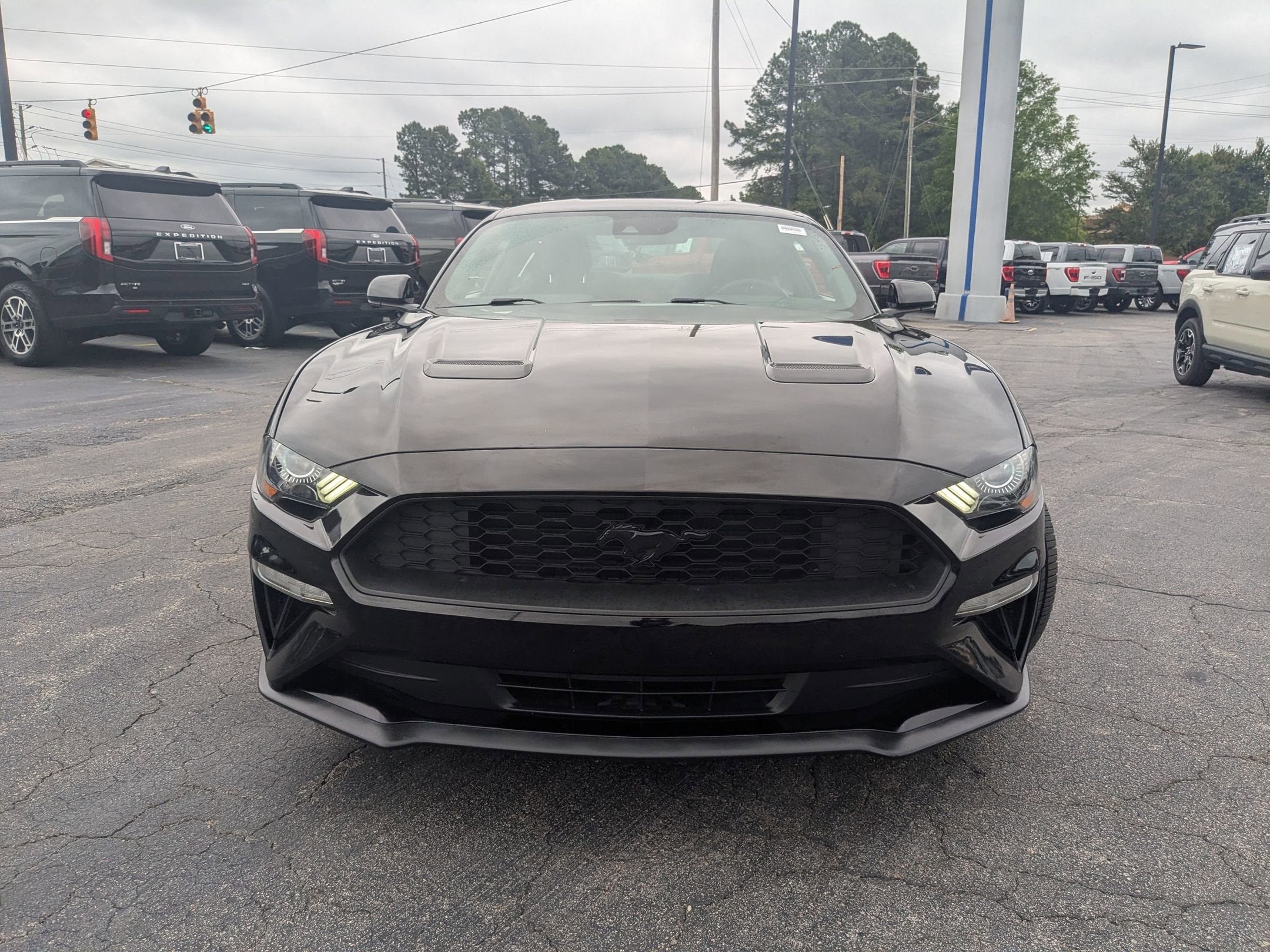 2021 Ford Mustang EcoBoost