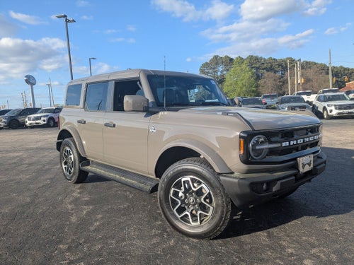 2026 Ford Bronco Outer Banks