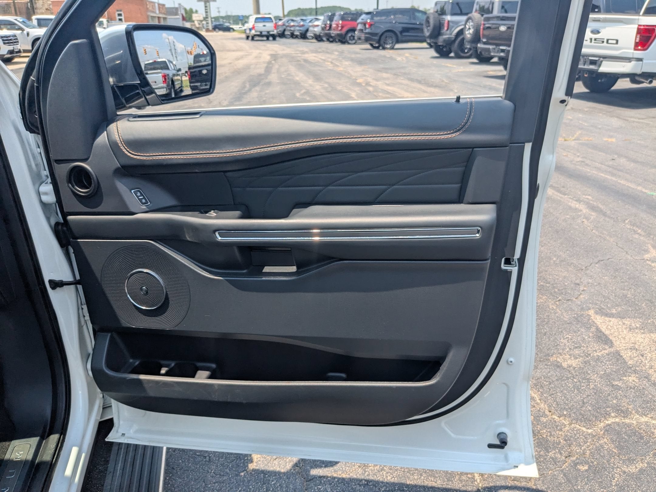 2023 Ford Expedition Max Platinum