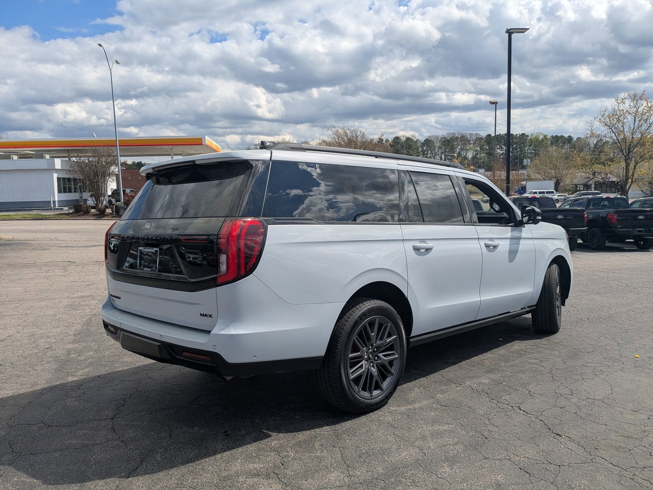 2025 Ford Expedition Max Platinum