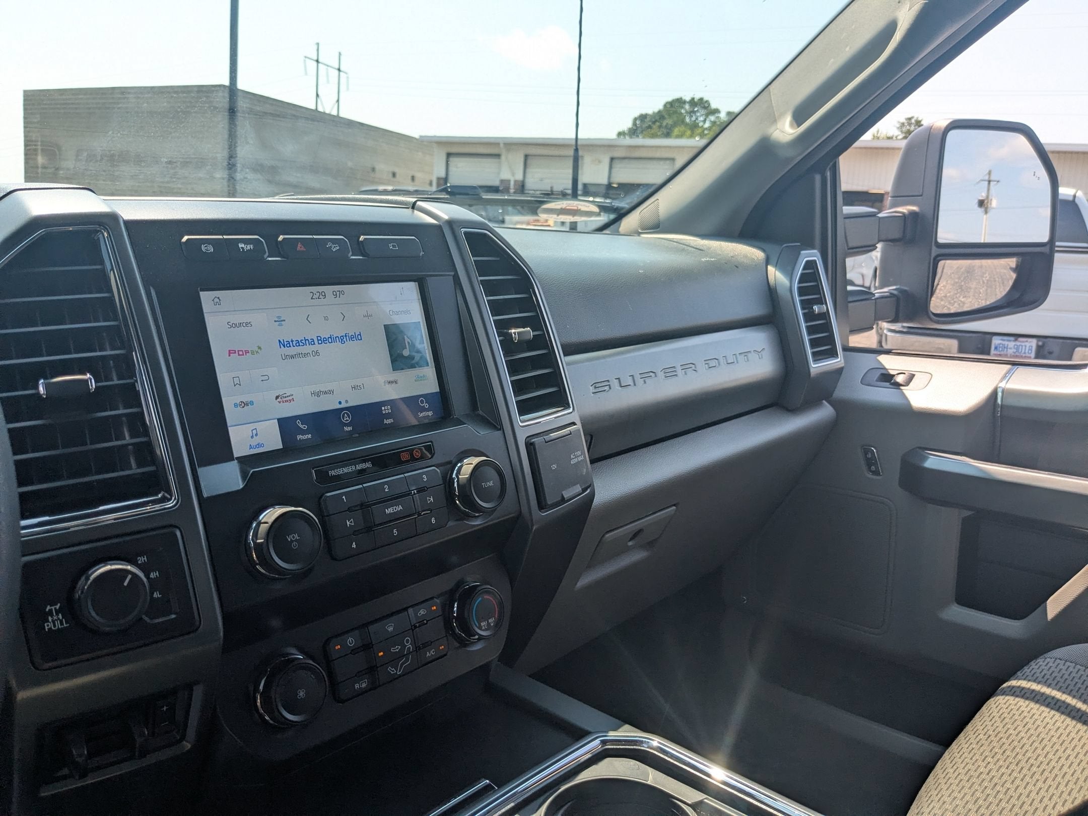 2022 Ford Super Duty F-250 SRW XLT