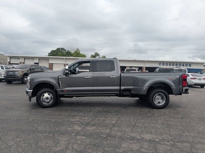 2026 Ford Super Duty F-350 DRW LARIAT