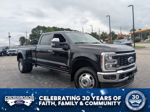 2026 Ford Super Duty F-350 DRW LARIAT