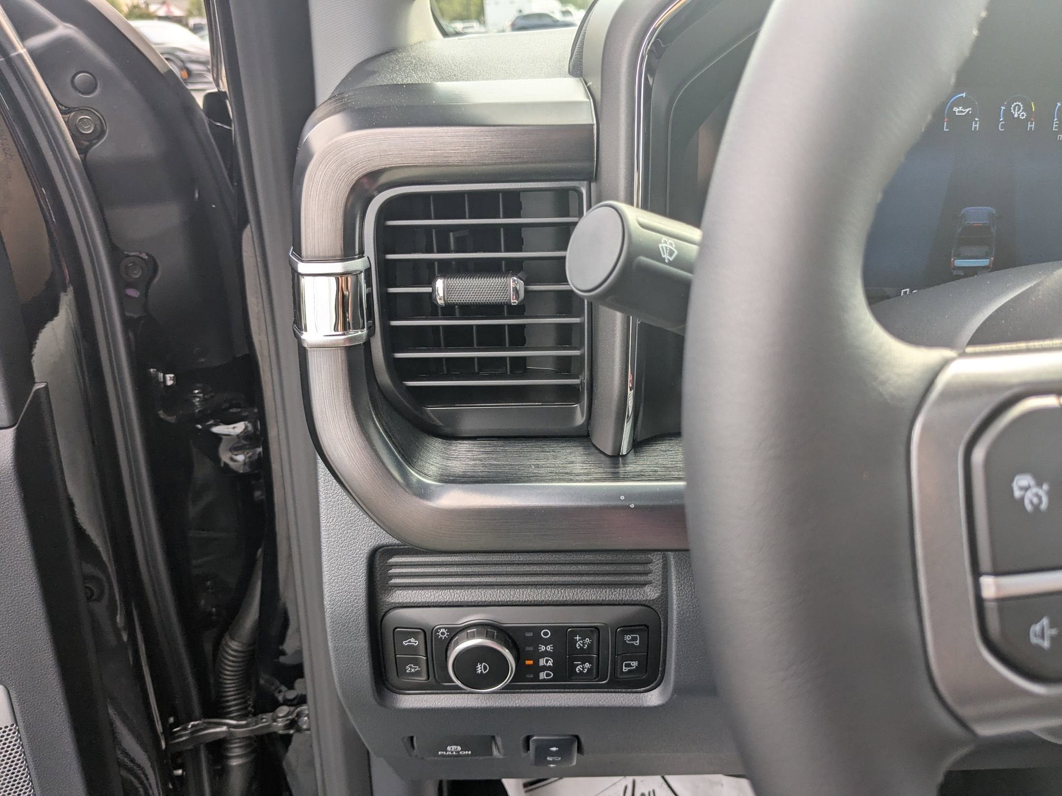 2026 Ford Super Duty F-350 DRW LARIAT