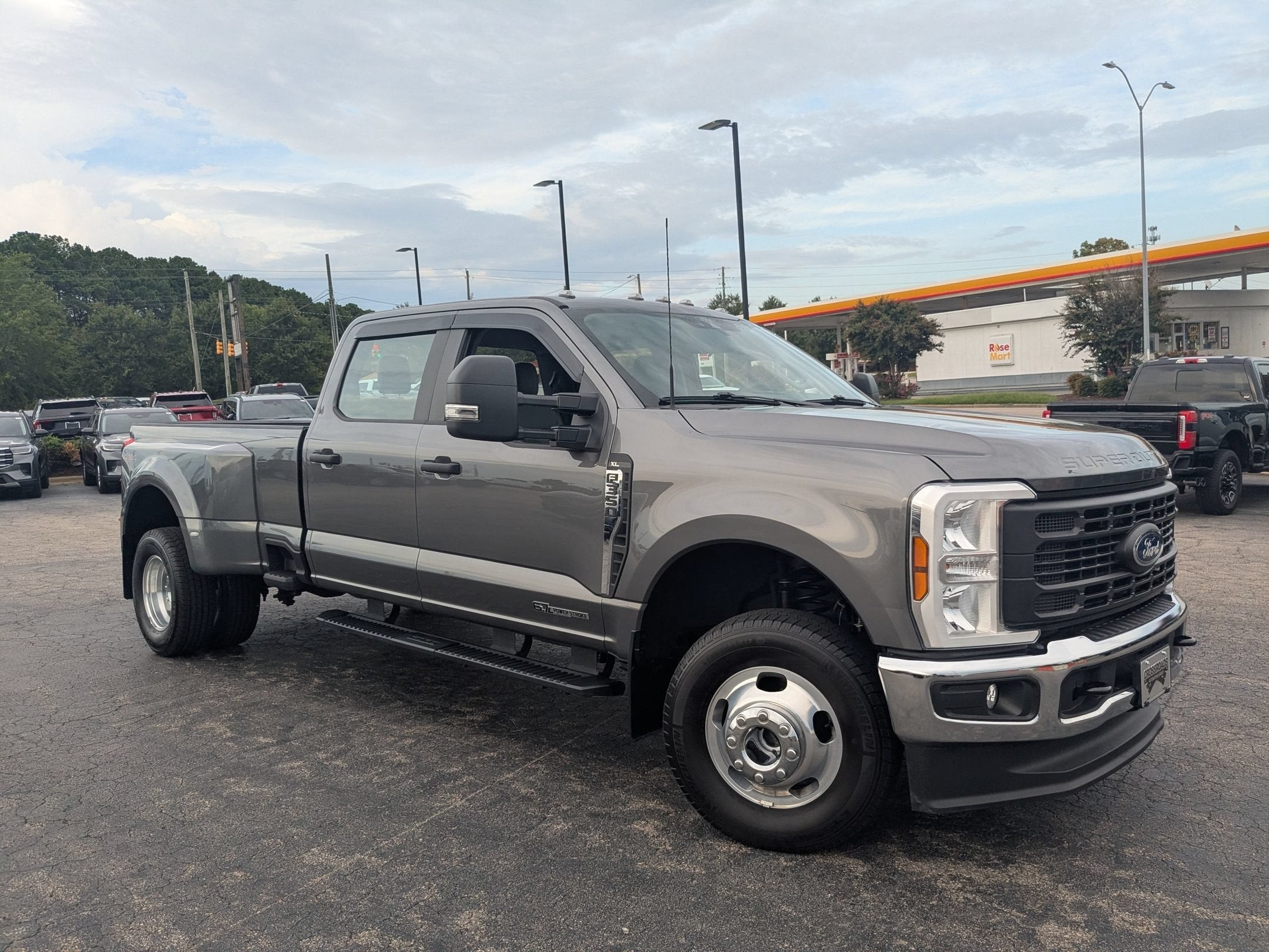 2025 Ford Super Duty F-350 DRW XL