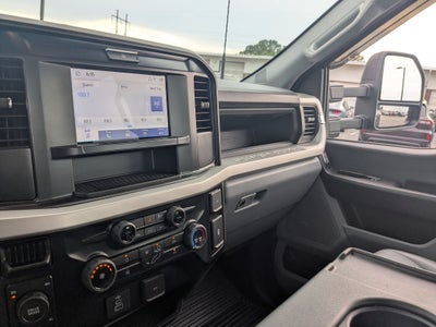 2025 Ford Super Duty F-350 DRW XL