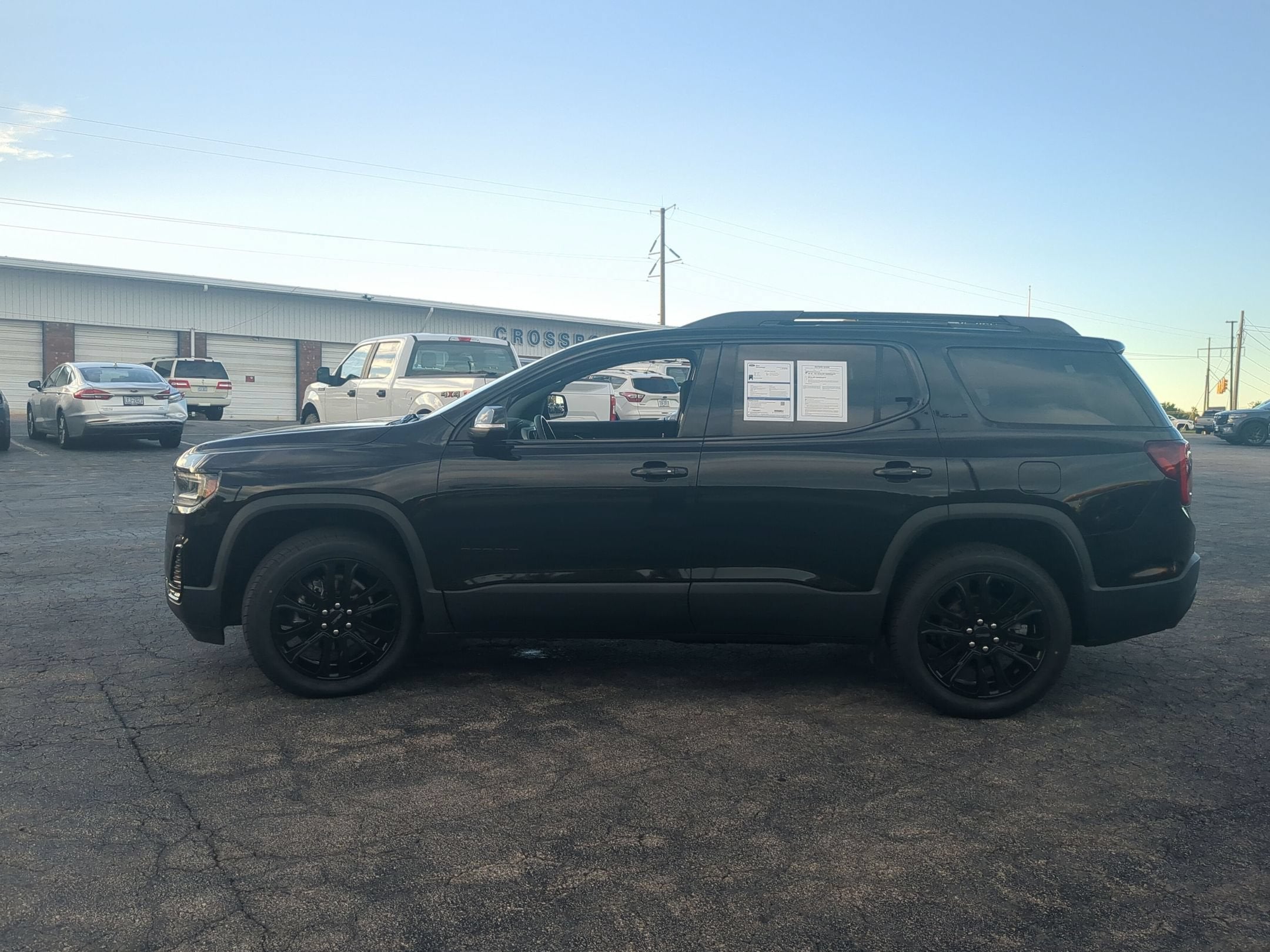 2023 GMC Acadia SLE