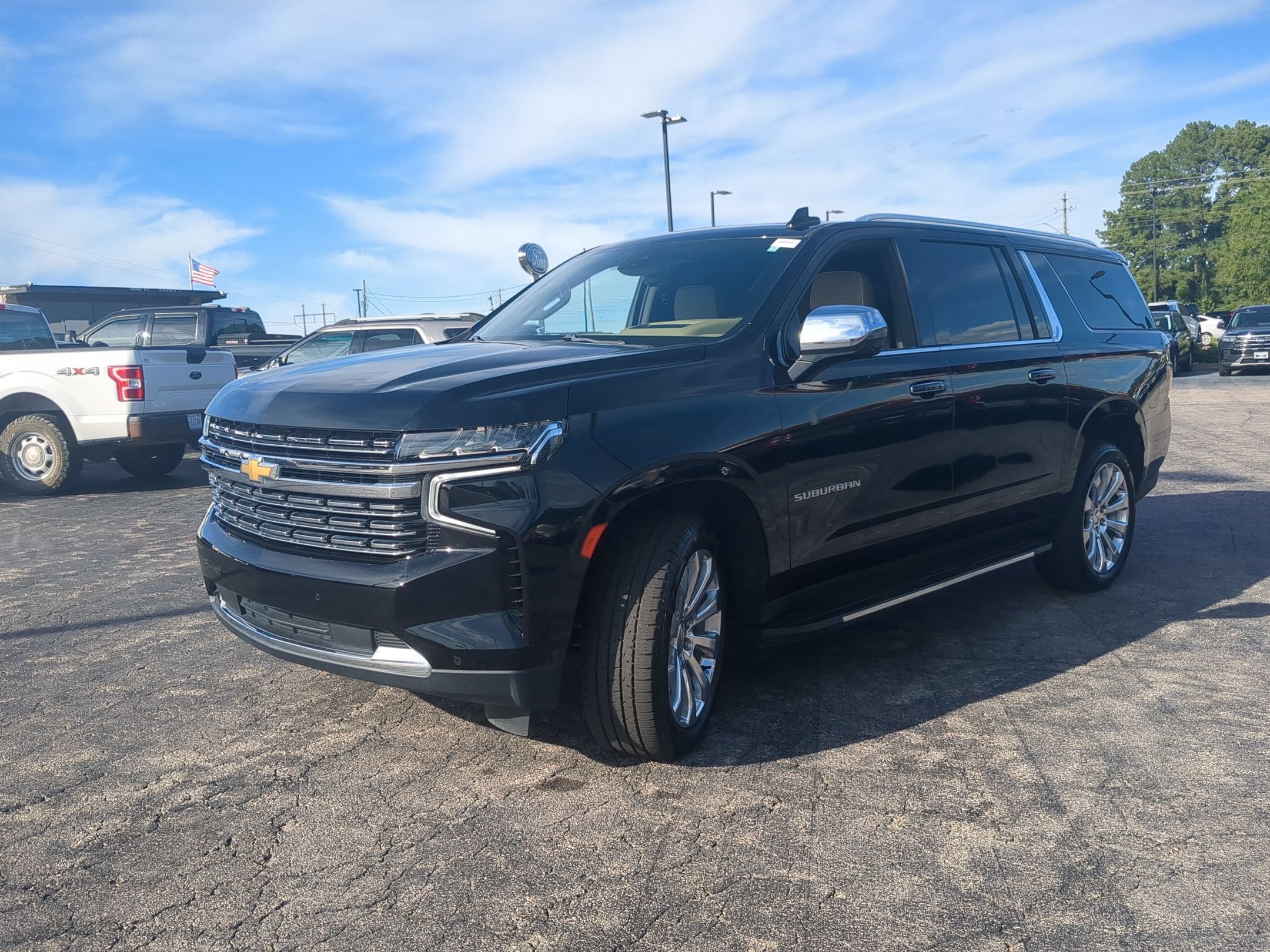 2023 Chevrolet Suburban Premier