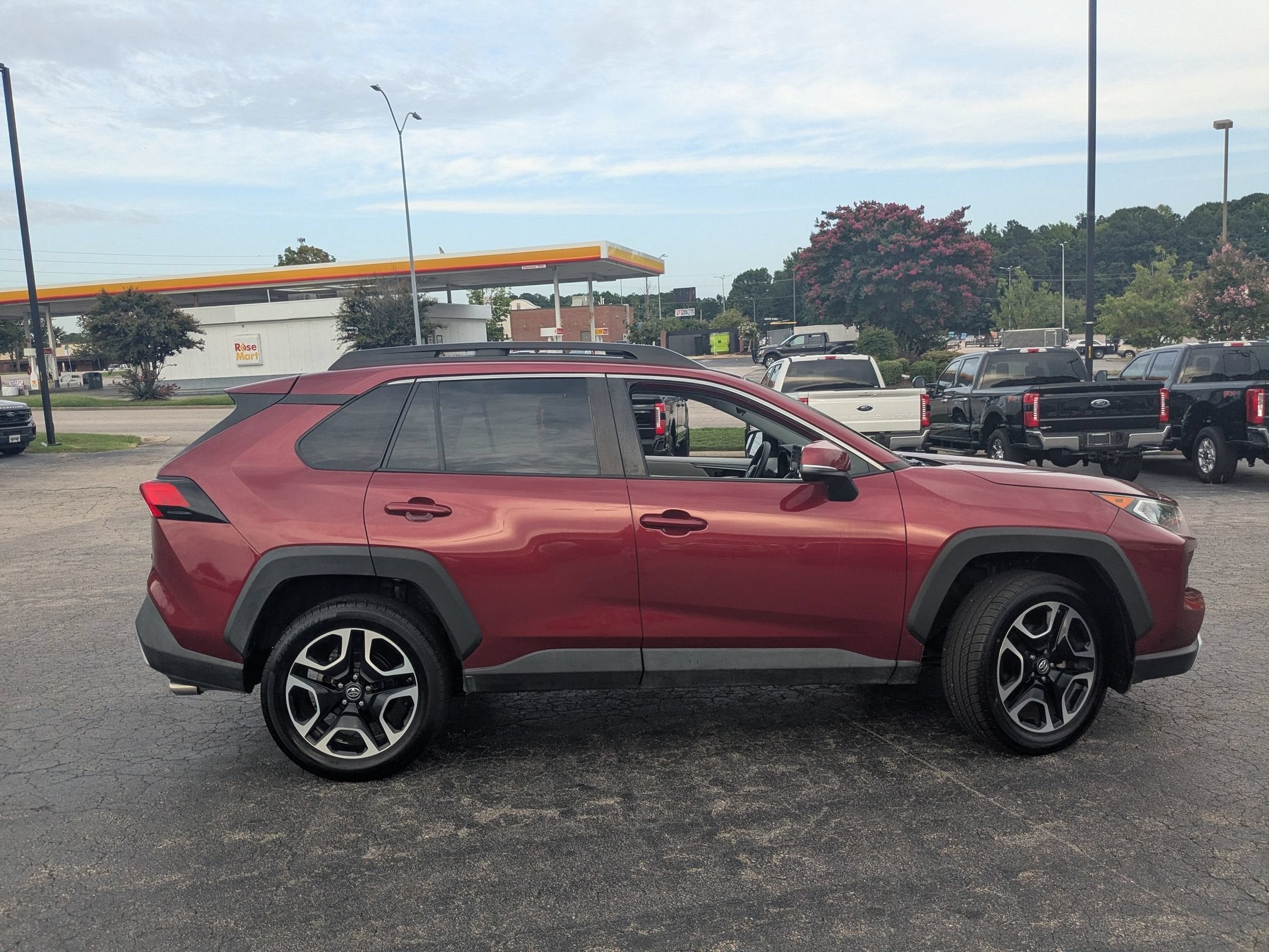 2019 Toyota RAV4 Adventure