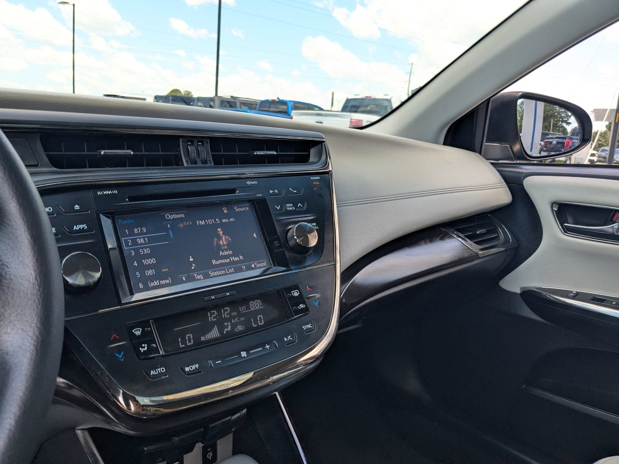 2018 Toyota Avalon XLE Premium