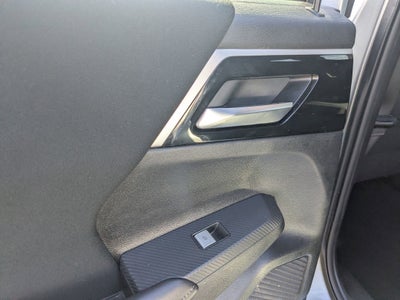 2024 Mitsubishi Outlander ES