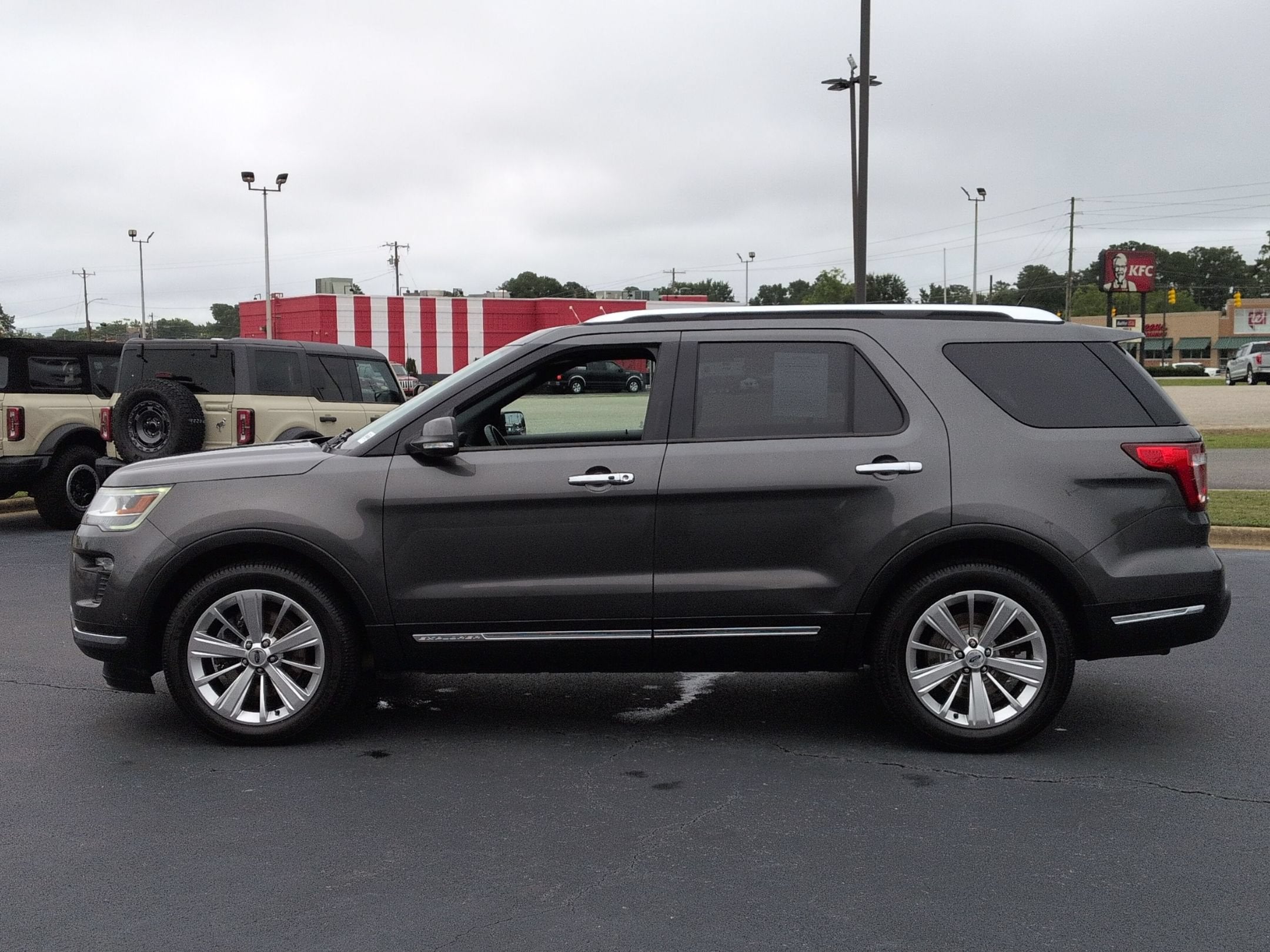 2019 Ford Explorer Limited