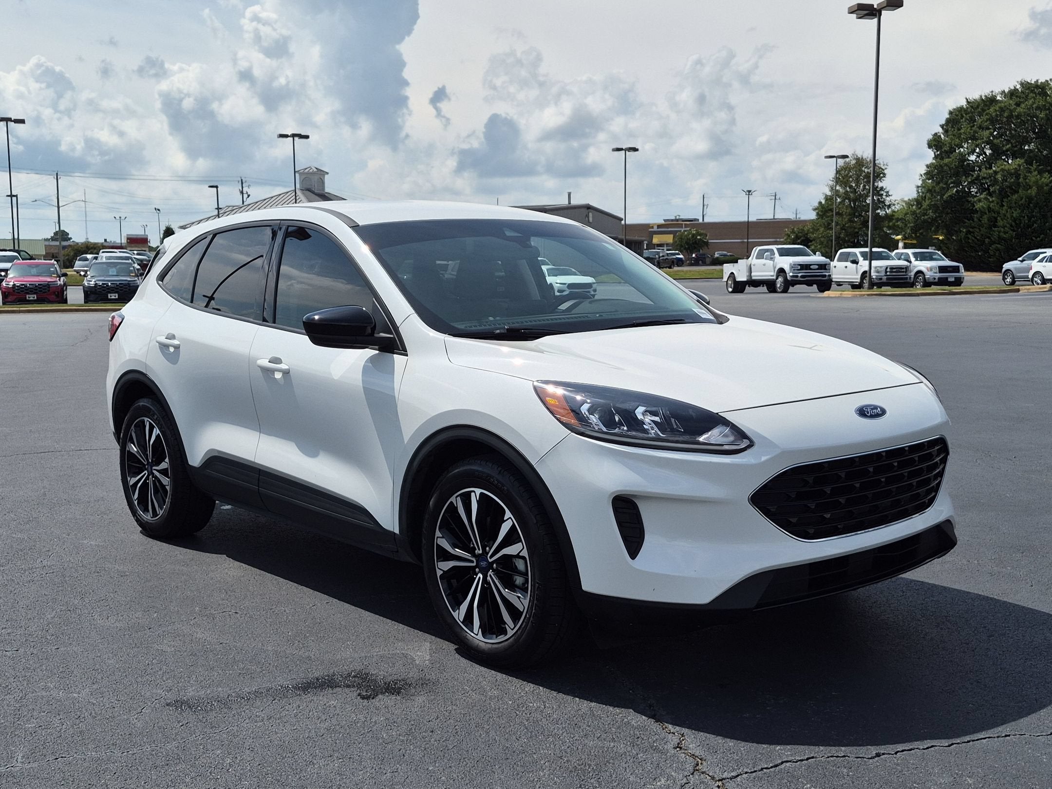 2022 Ford Escape SE Hybrid