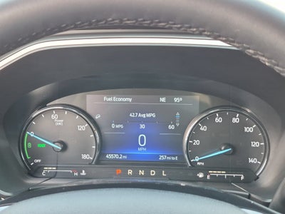 2022 Ford Escape SE Hybrid