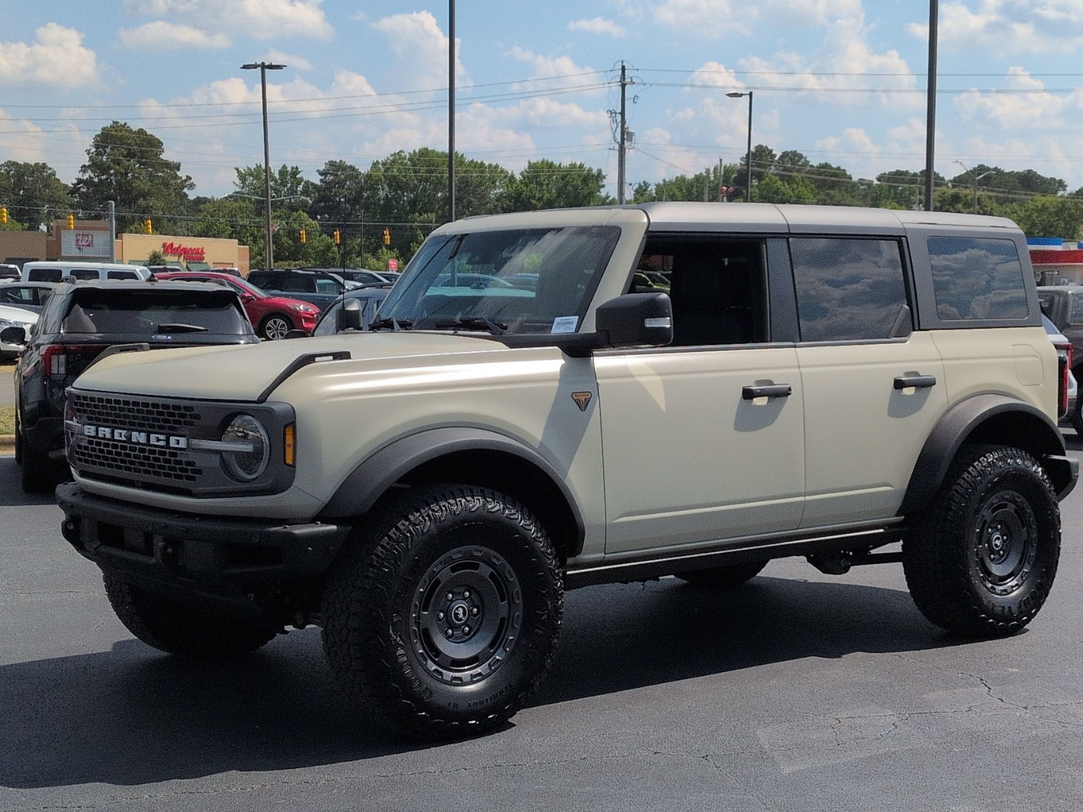 2025 Ford Bronco Badlands