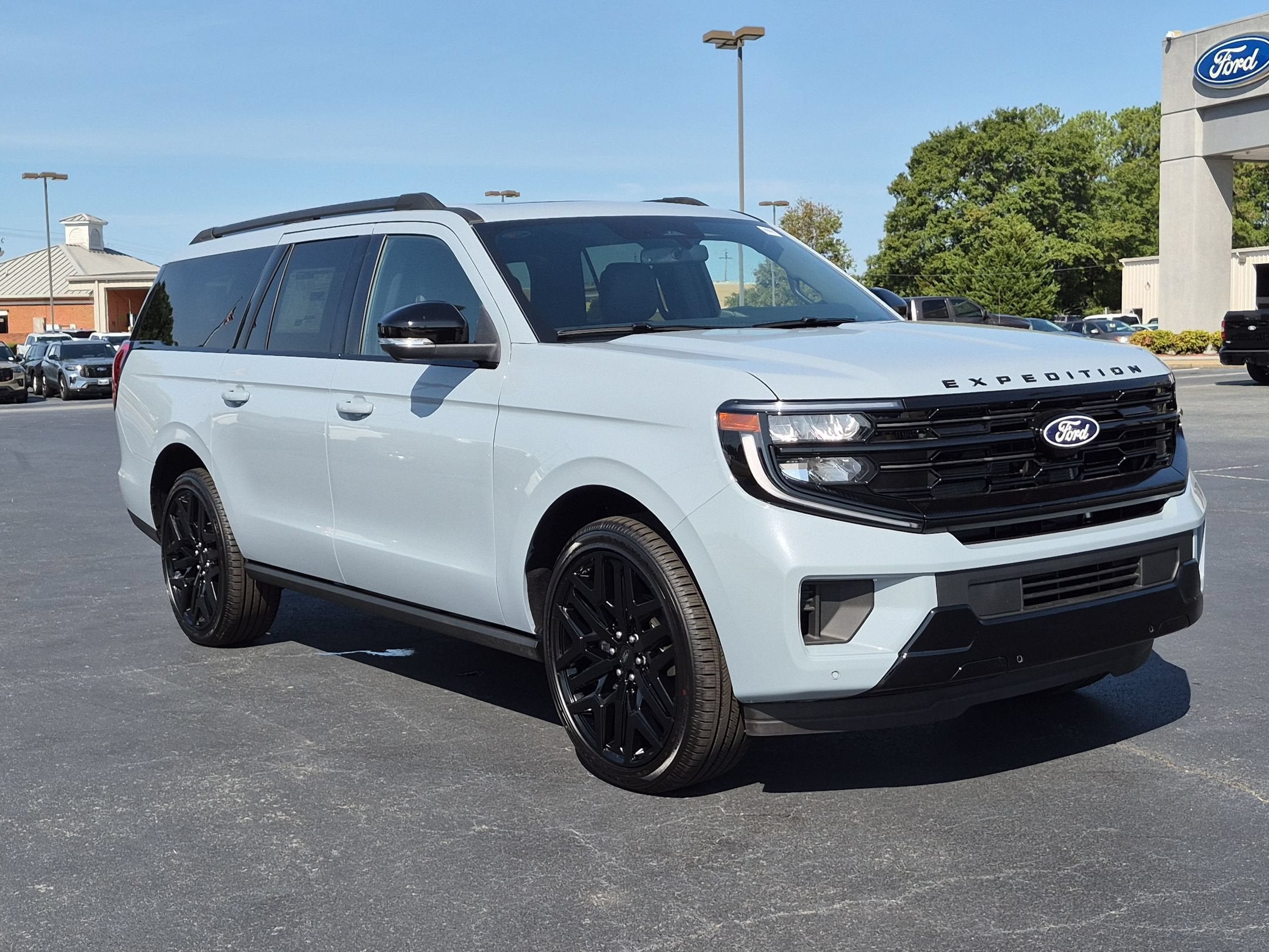 2027 Ford Expedition Max Platinum