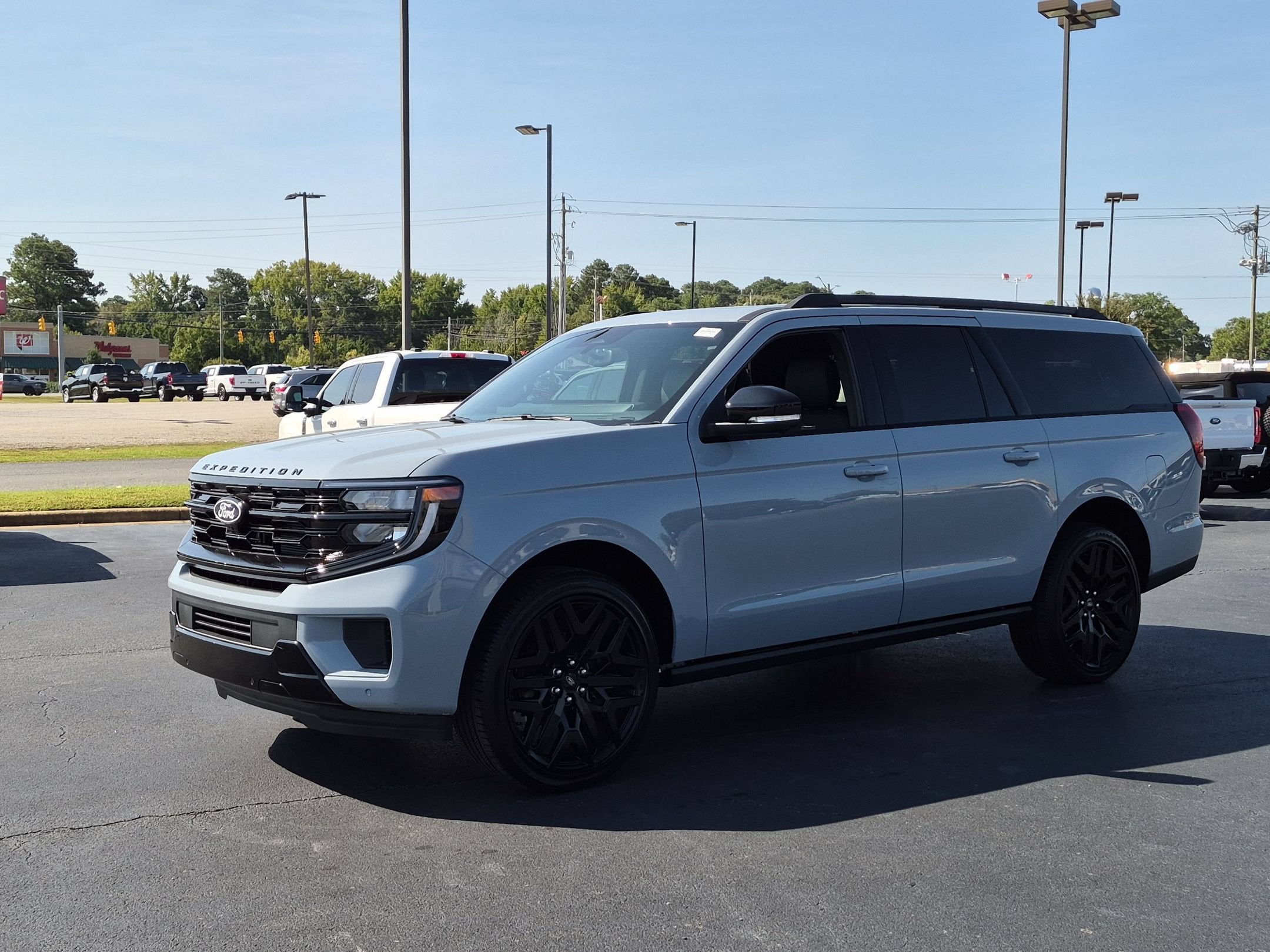 2027 Ford Expedition Max Platinum