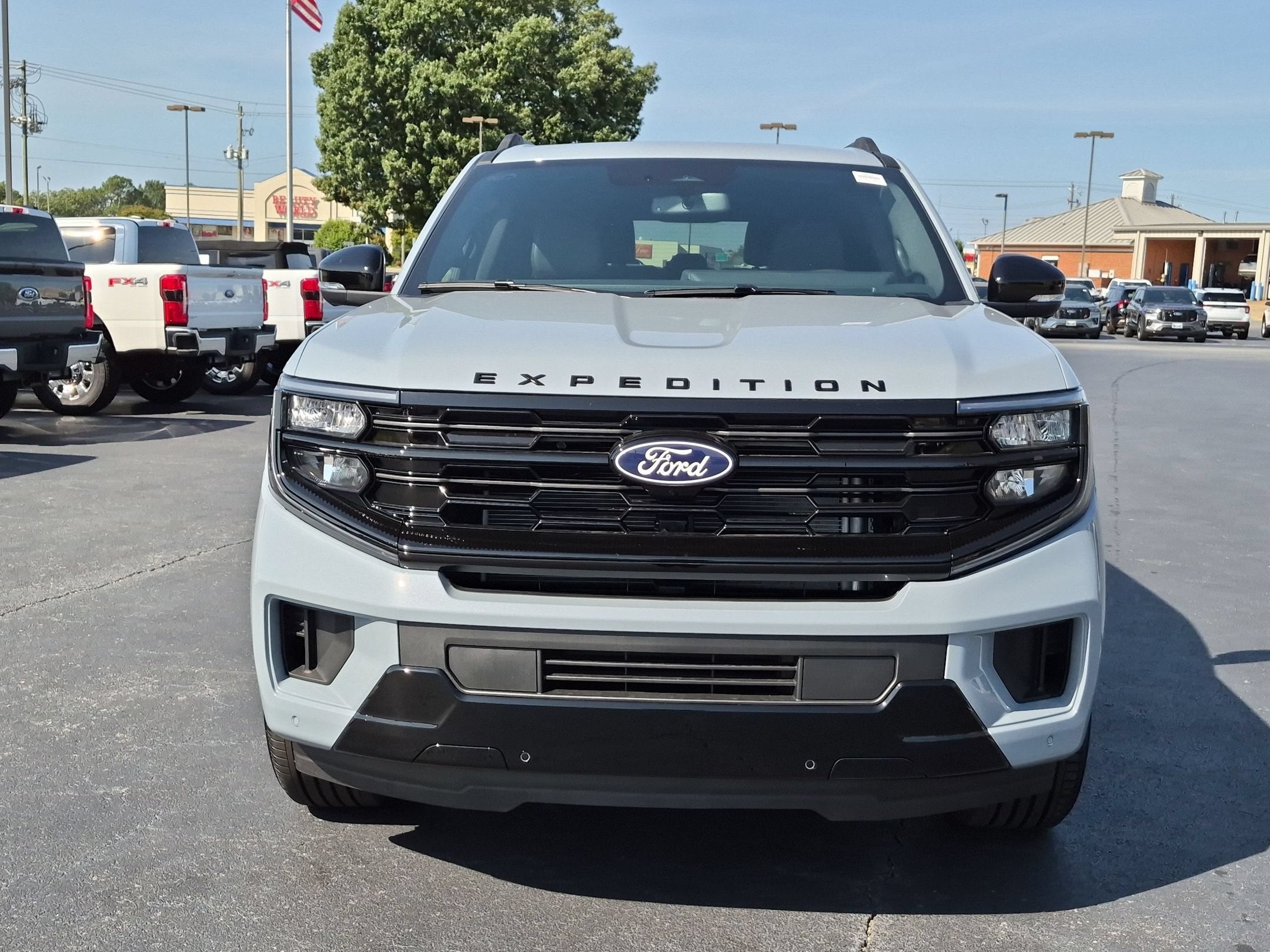 2027 Ford Expedition Max Platinum