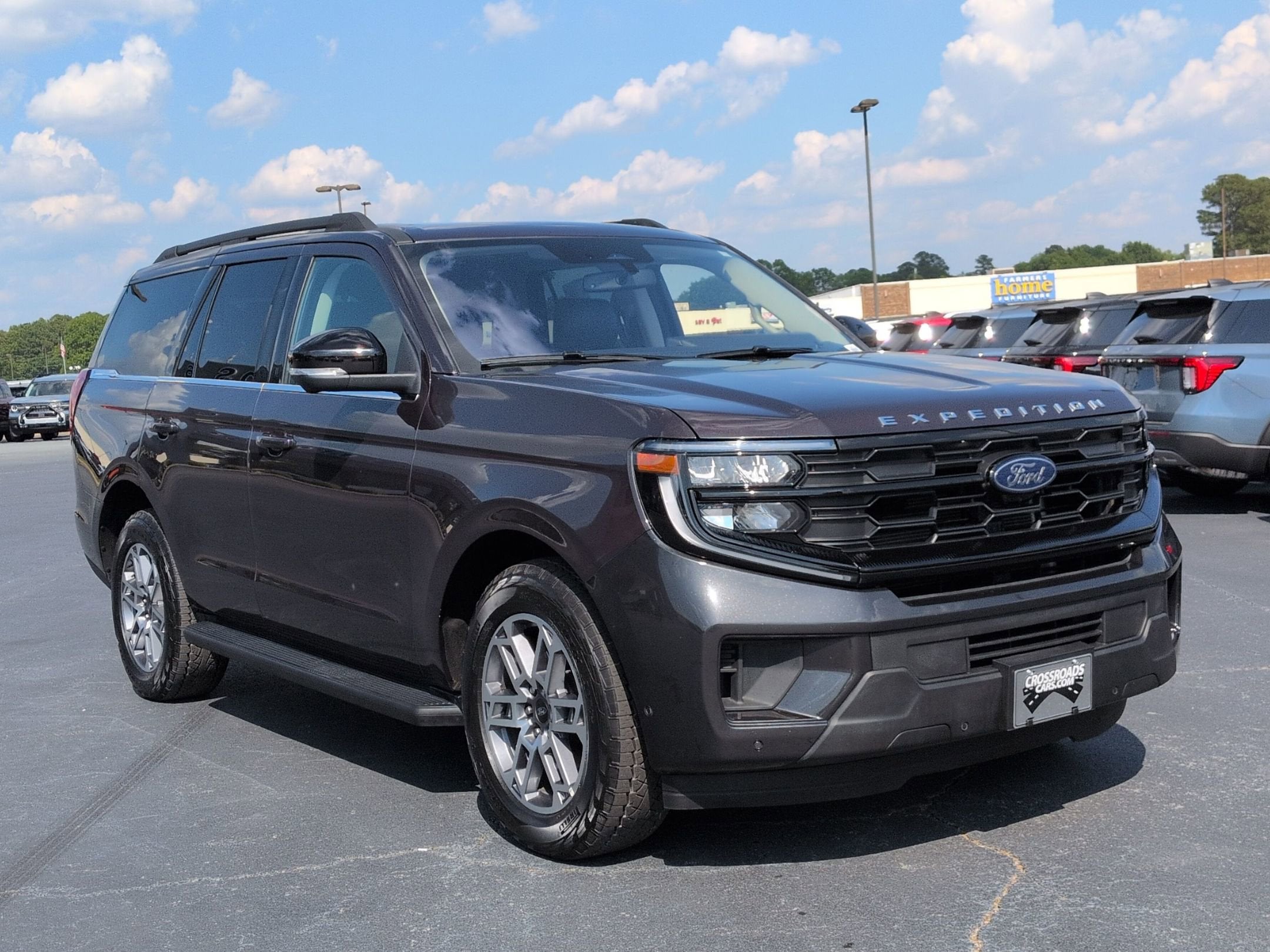 2025 Ford Expedition Active