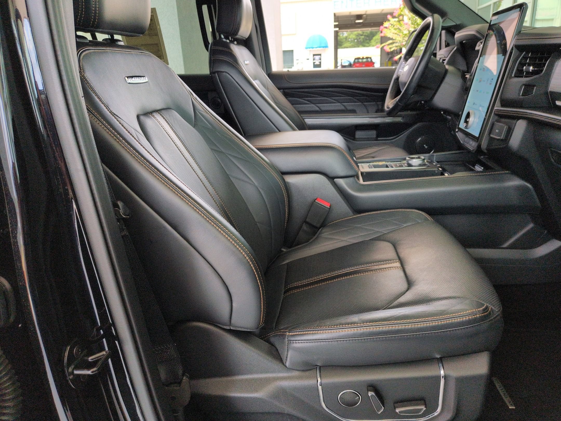 2023 Ford Expedition Platinum