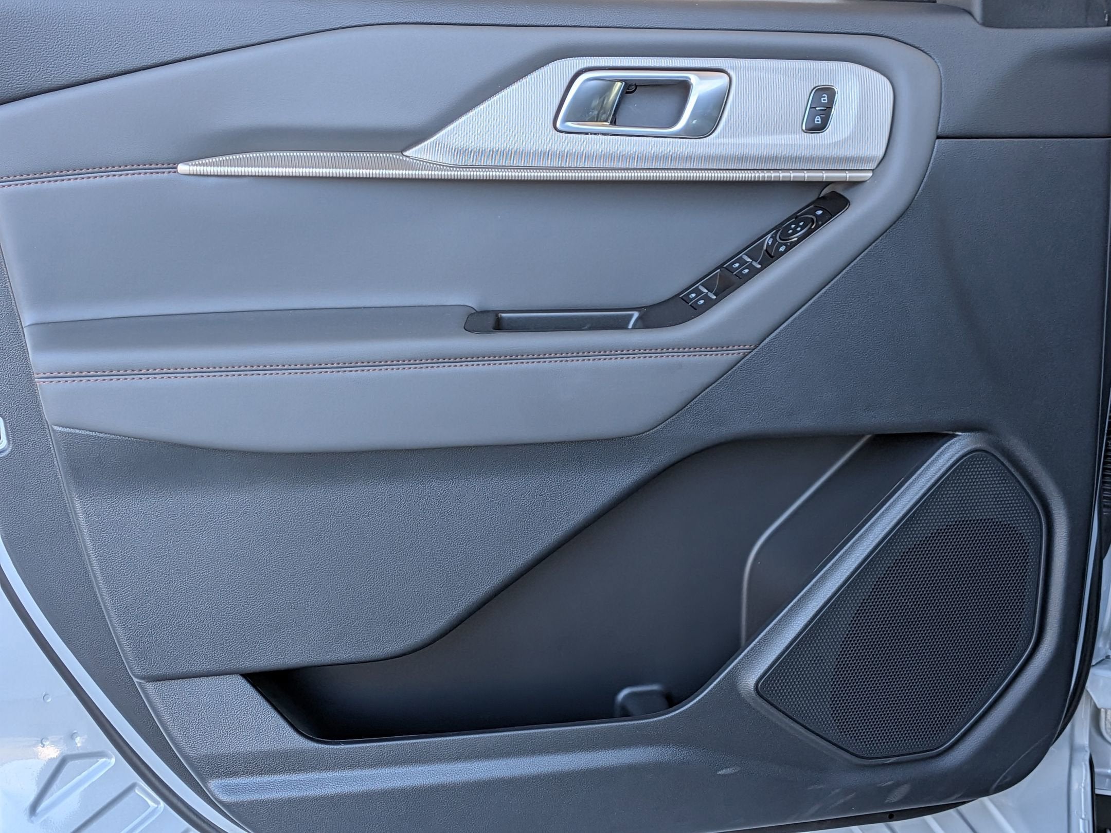 2025 Ford Explorer Active - Crossroads Courtesy Demo