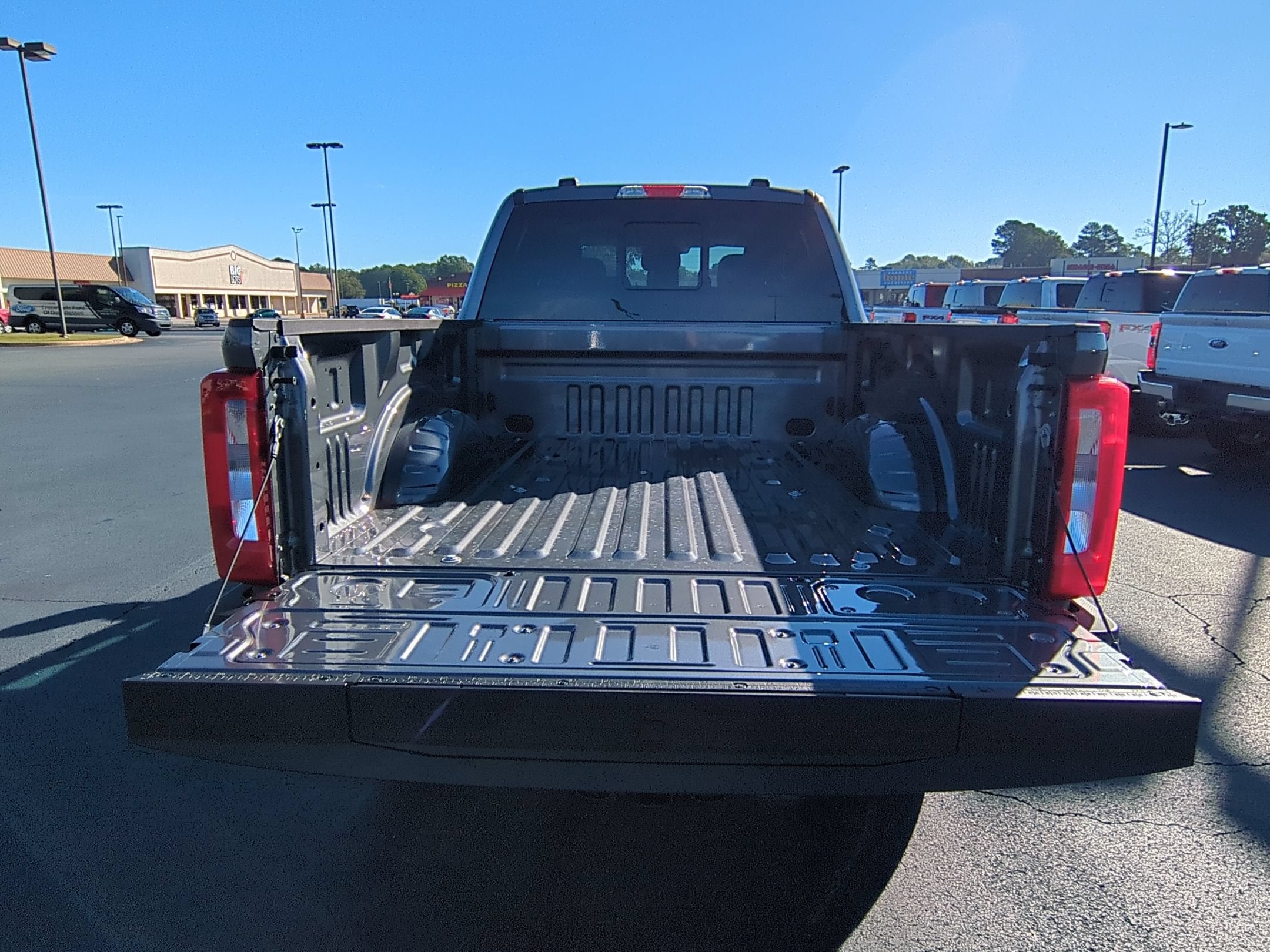 2027 Ford Super Duty F-250 SRW XL