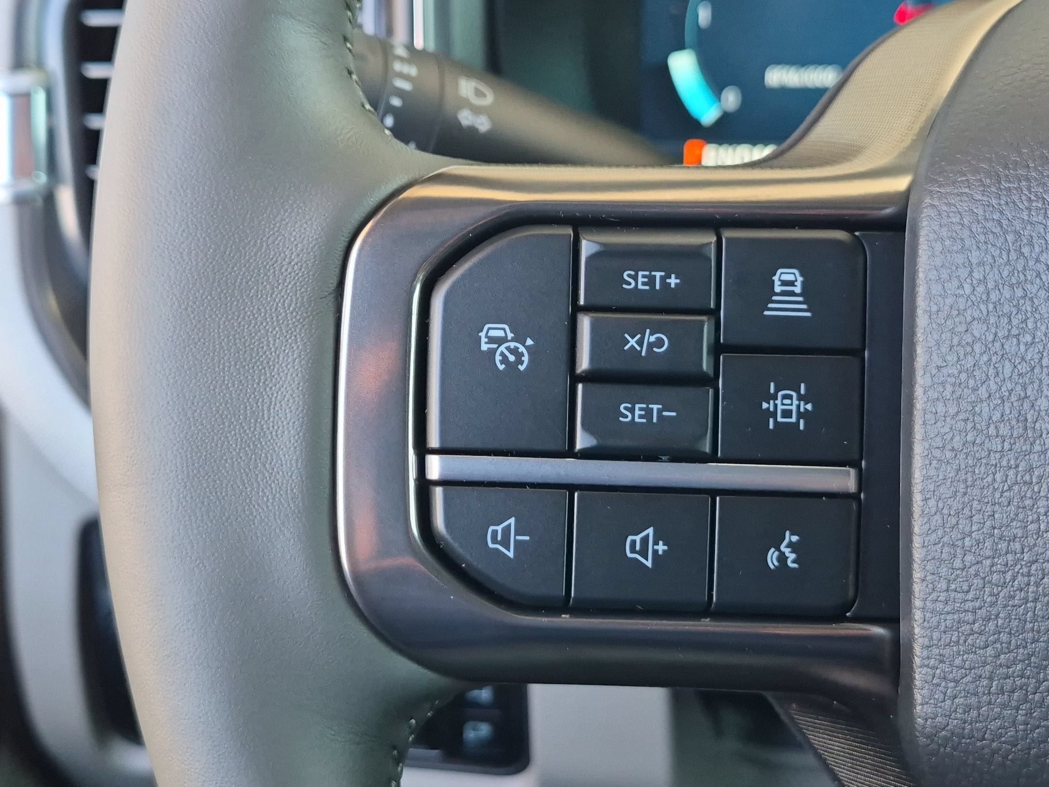2027 Ford Super Duty F-250 SRW Platinum