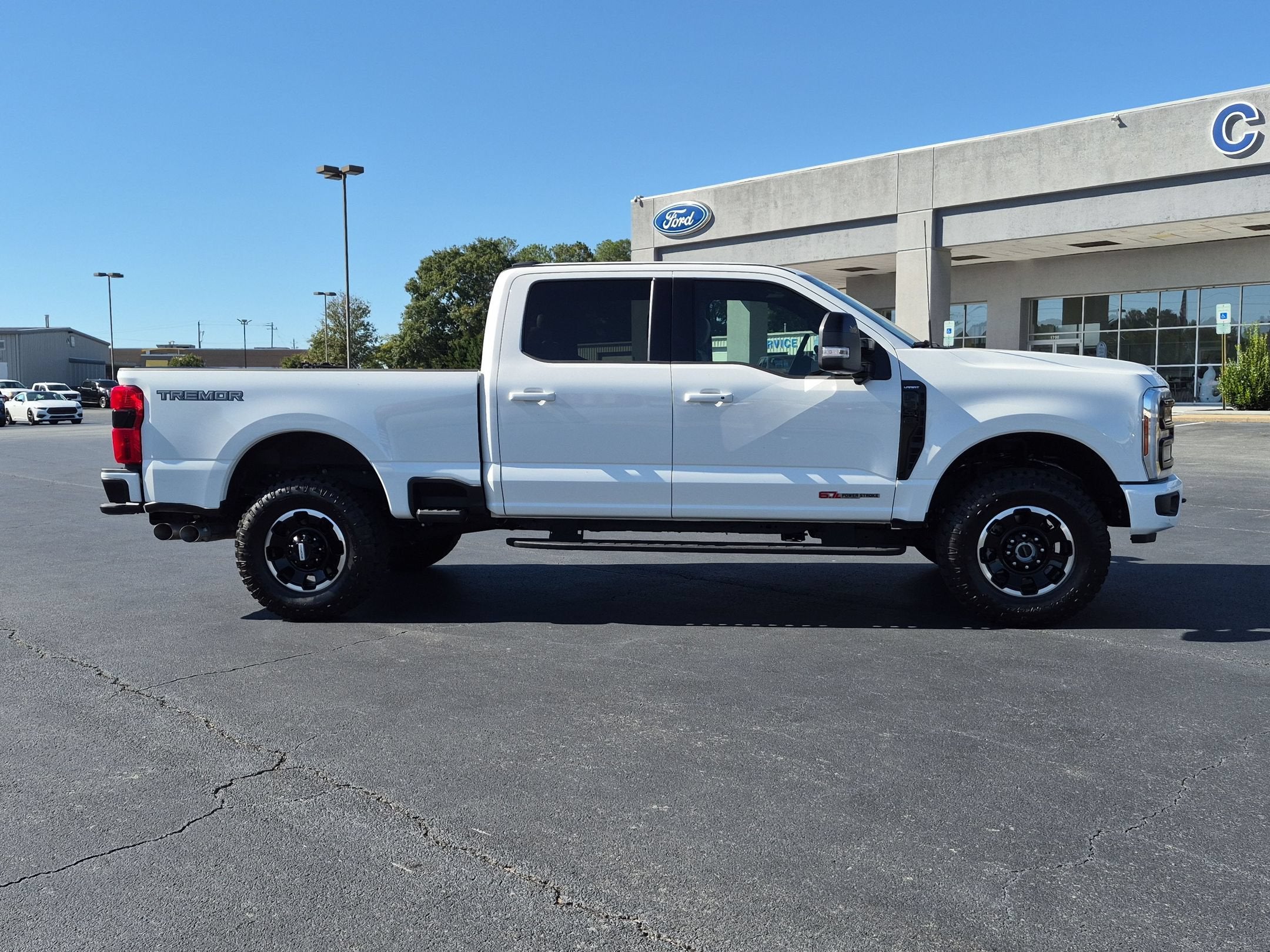 2025 Ford Super Duty F-350 SRW LARIAT
