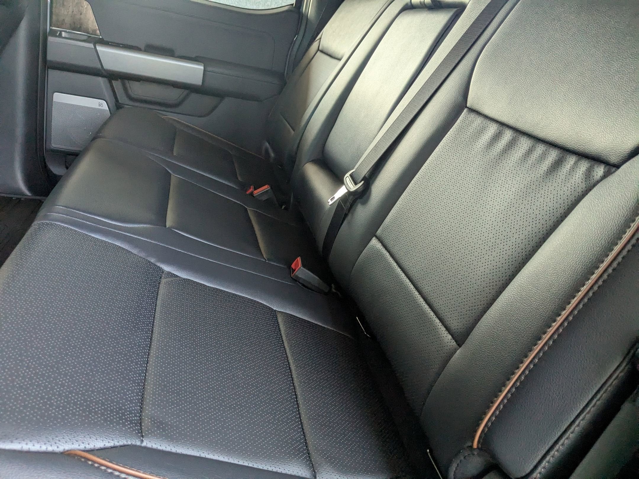 2025 Ford Super Duty F-350 SRW LARIAT