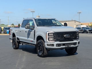2025 Ford Super Duty F-350 SRW LARIAT