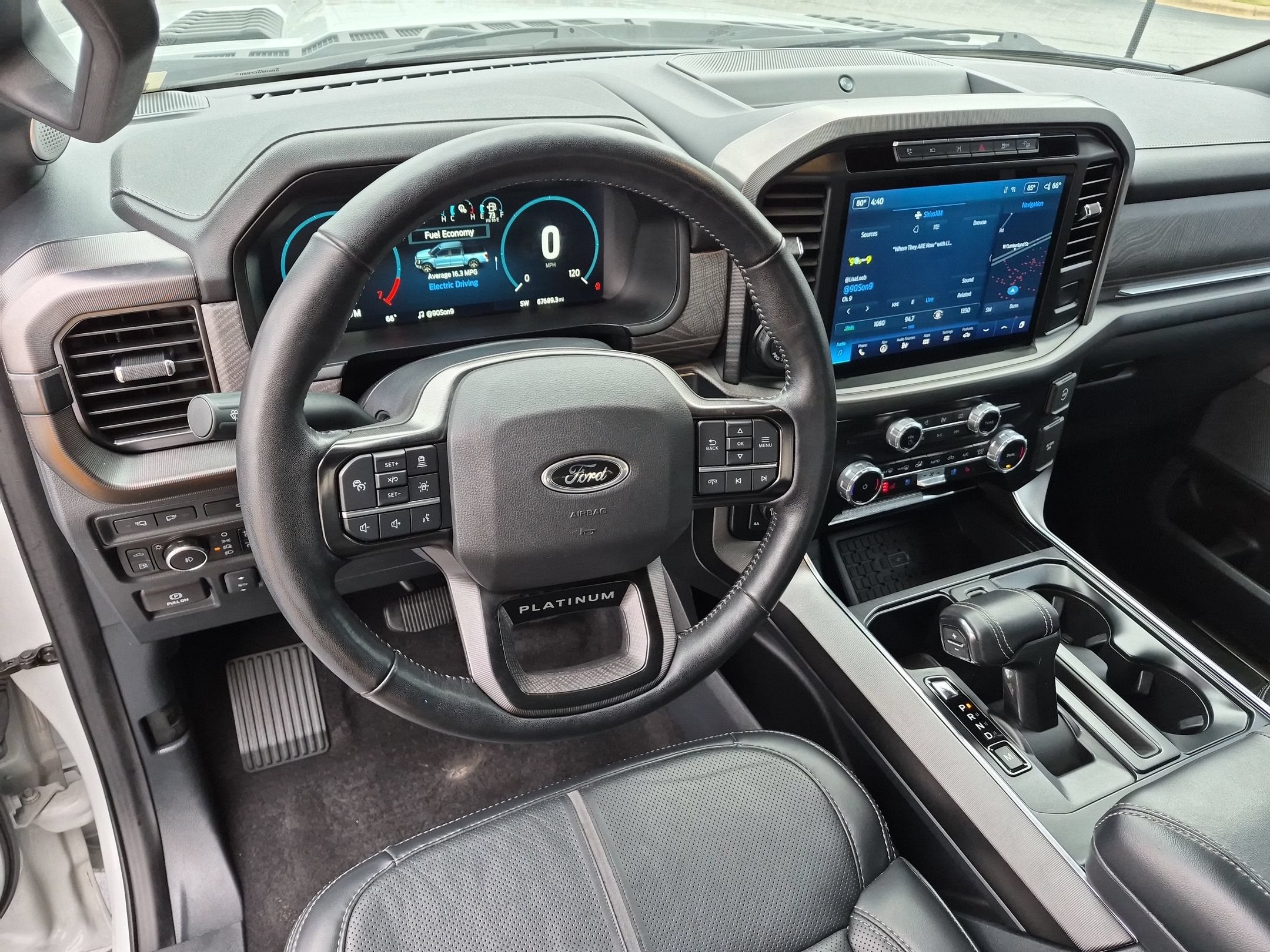 2023 Ford F-150 Platinum