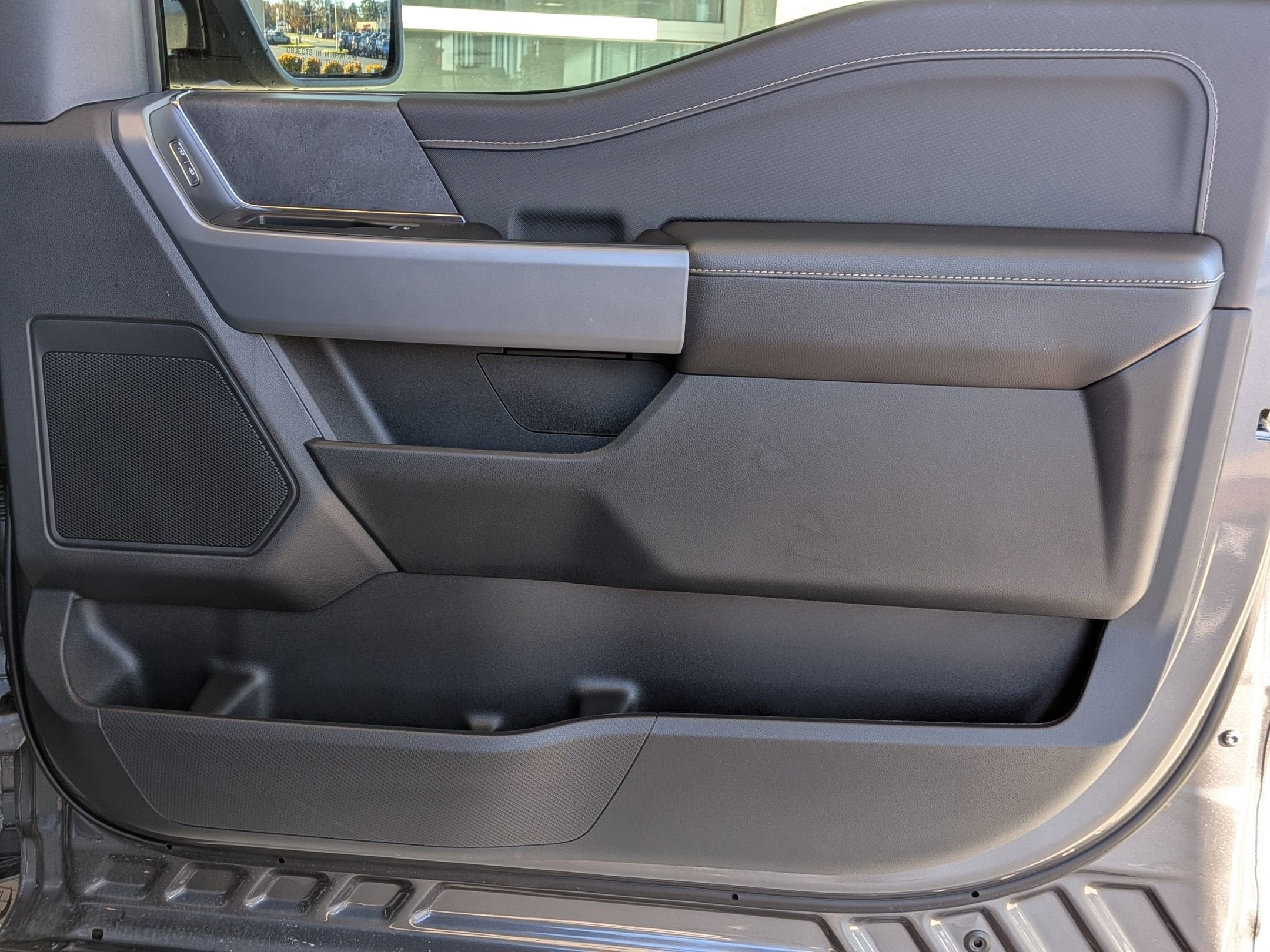 2025 Ford F-150 XLT - Crossroads Courtesy Demo