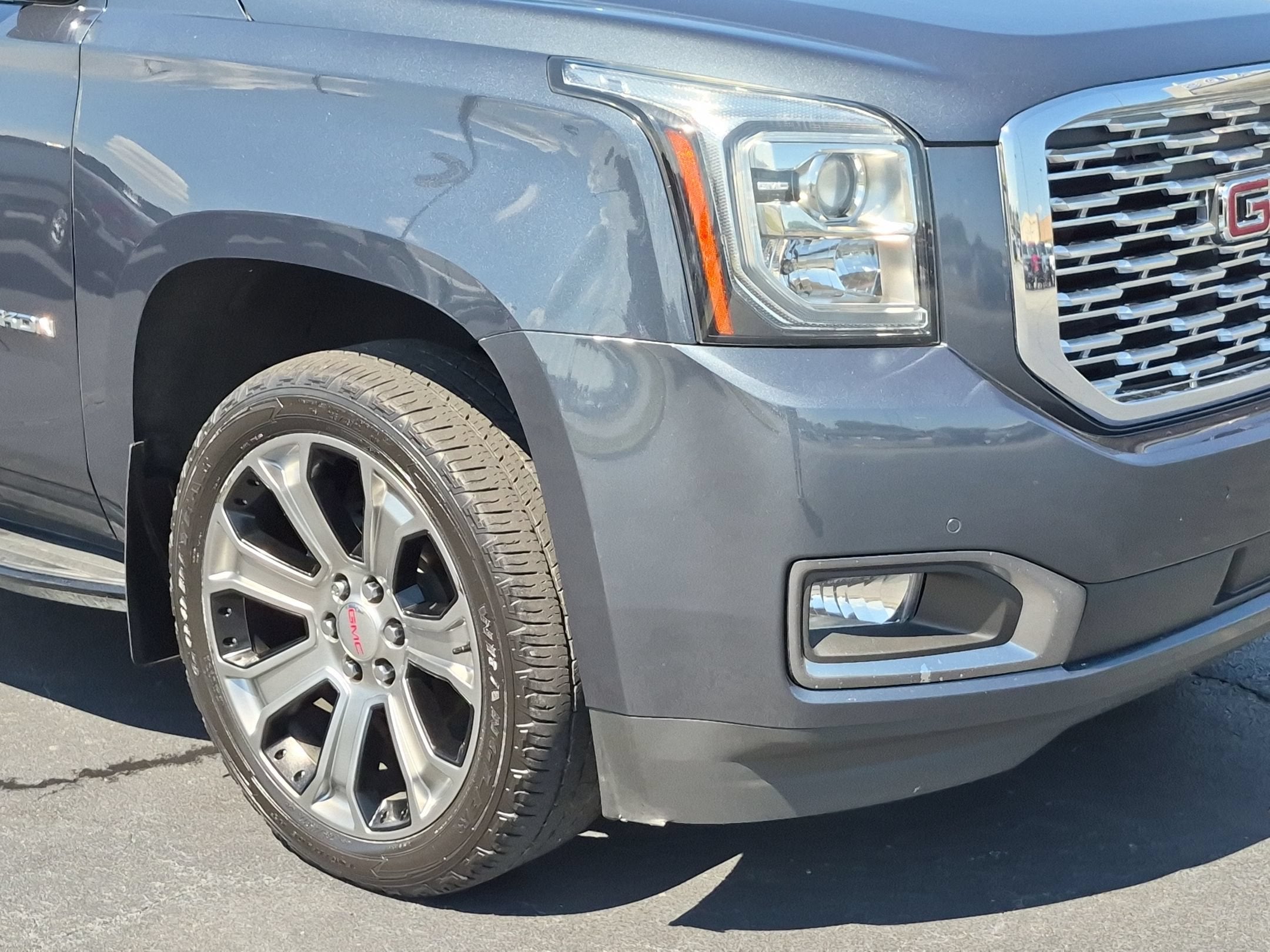 2019 GMC Yukon SLT