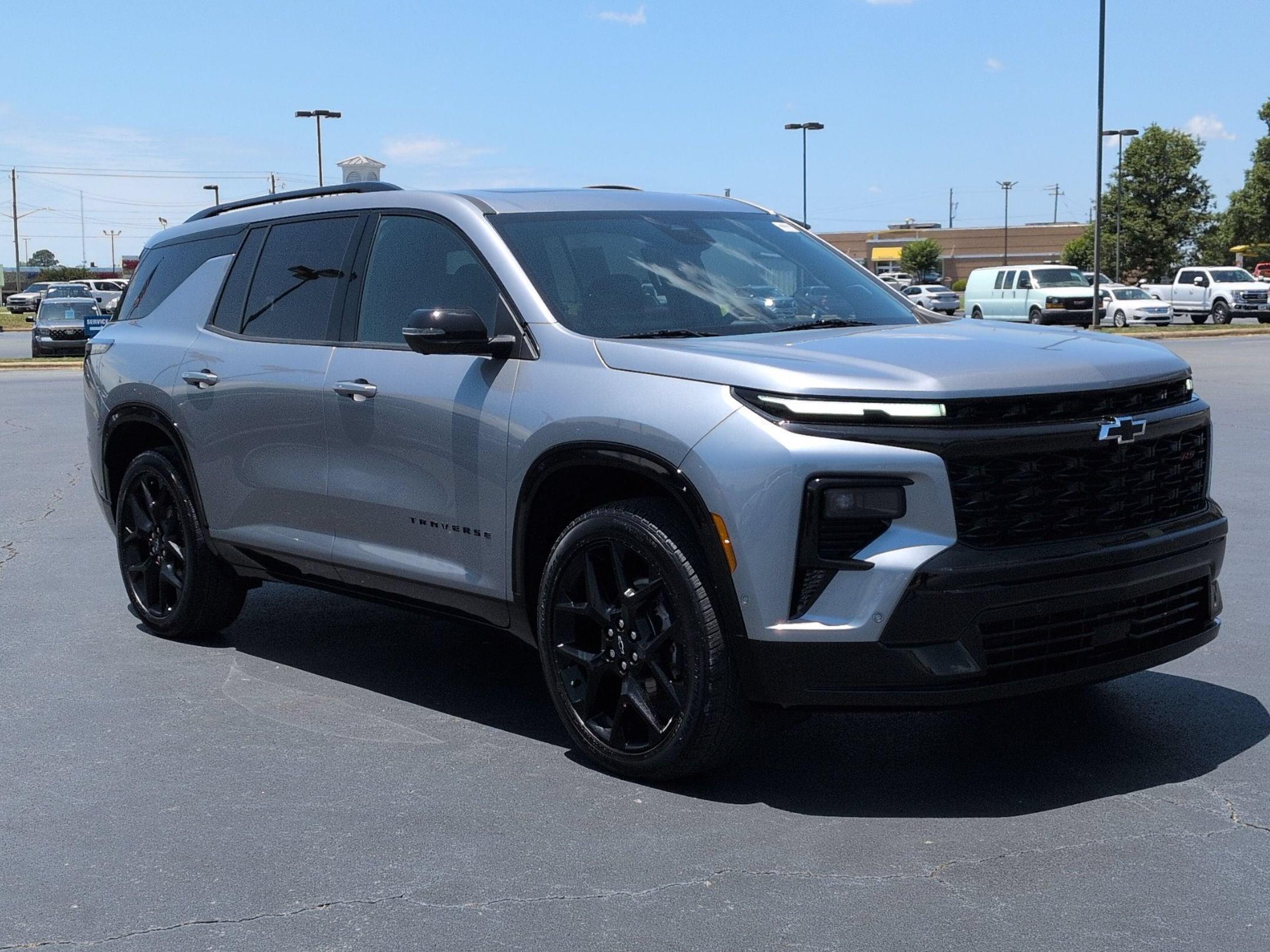 2024 Chevrolet Traverse FWD RS